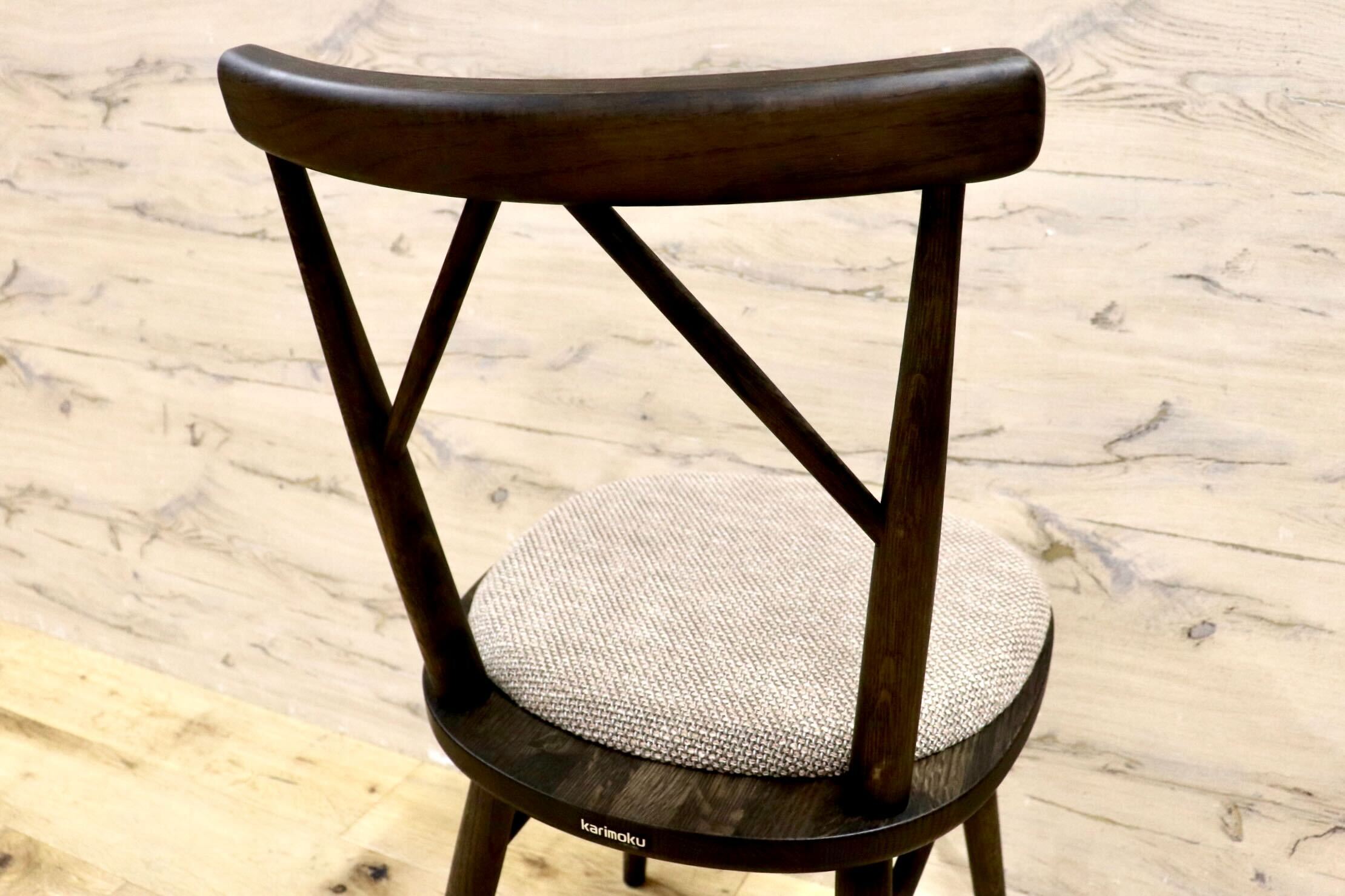 GMIS304B○karimoku / カリモク omi ダイニングチェア アームレスチェア 椅子 ナラ材 ファブリック 藤森泰司 展示品