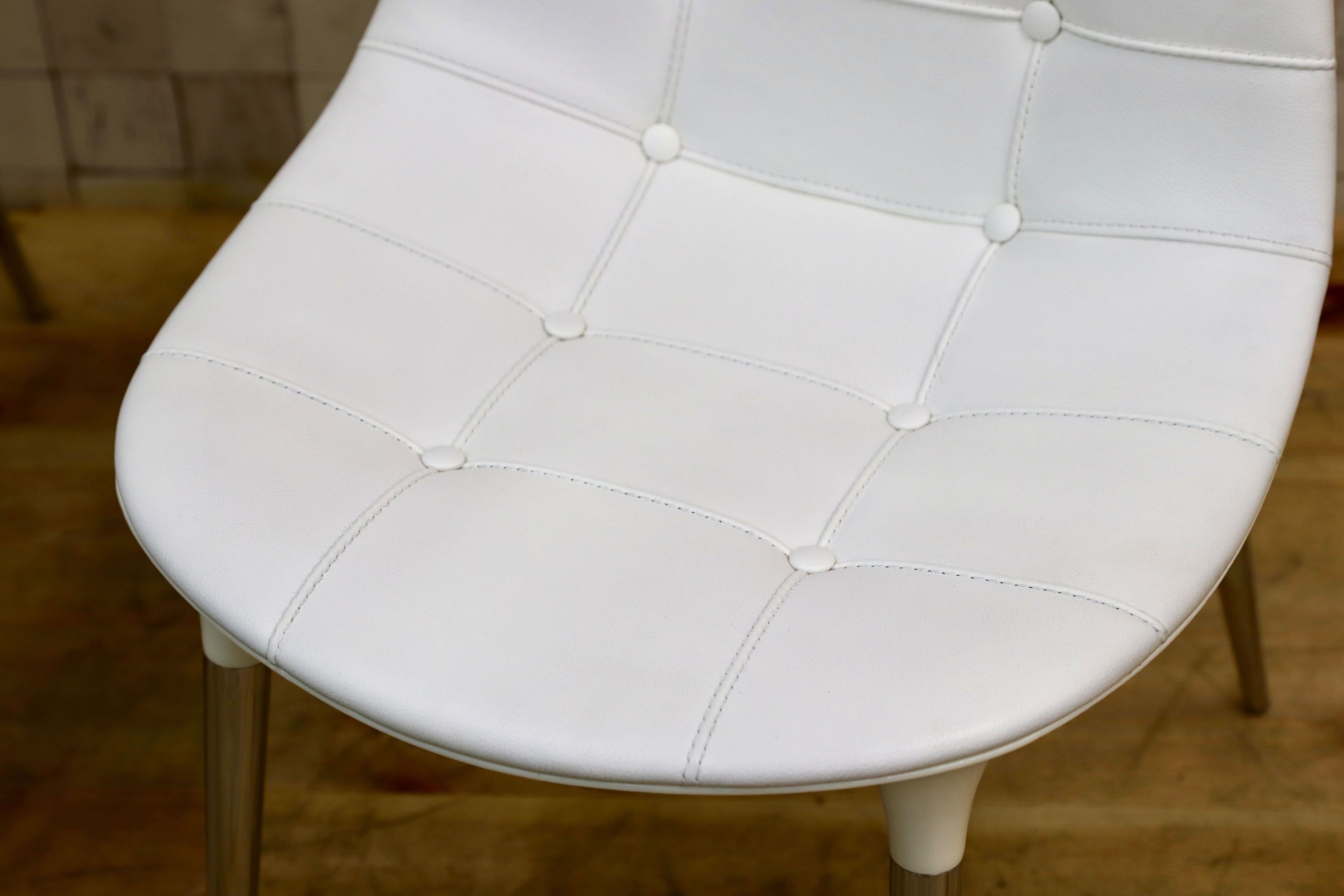 GMIS177○Cassina / カッシーナ CAPRICE カプリス ダイニングチェア 椅子 白 レザー PHILIPPE STARCK フィリップ・スタルク 定価約46万
