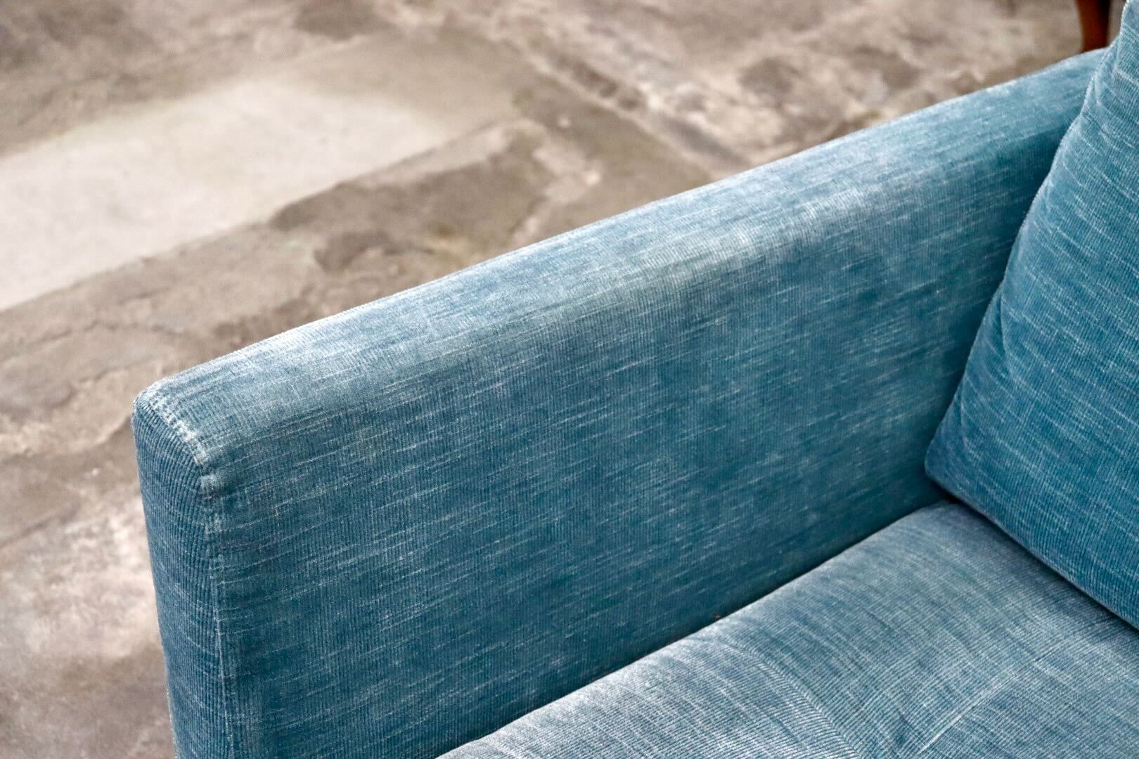 GMJK48○BoConcept / ボーコンセプト Osaka オオサカ 2人掛けソファ ラブソファ 長椅子 ファブリック 北欧 デンマーク 約25万 展示品