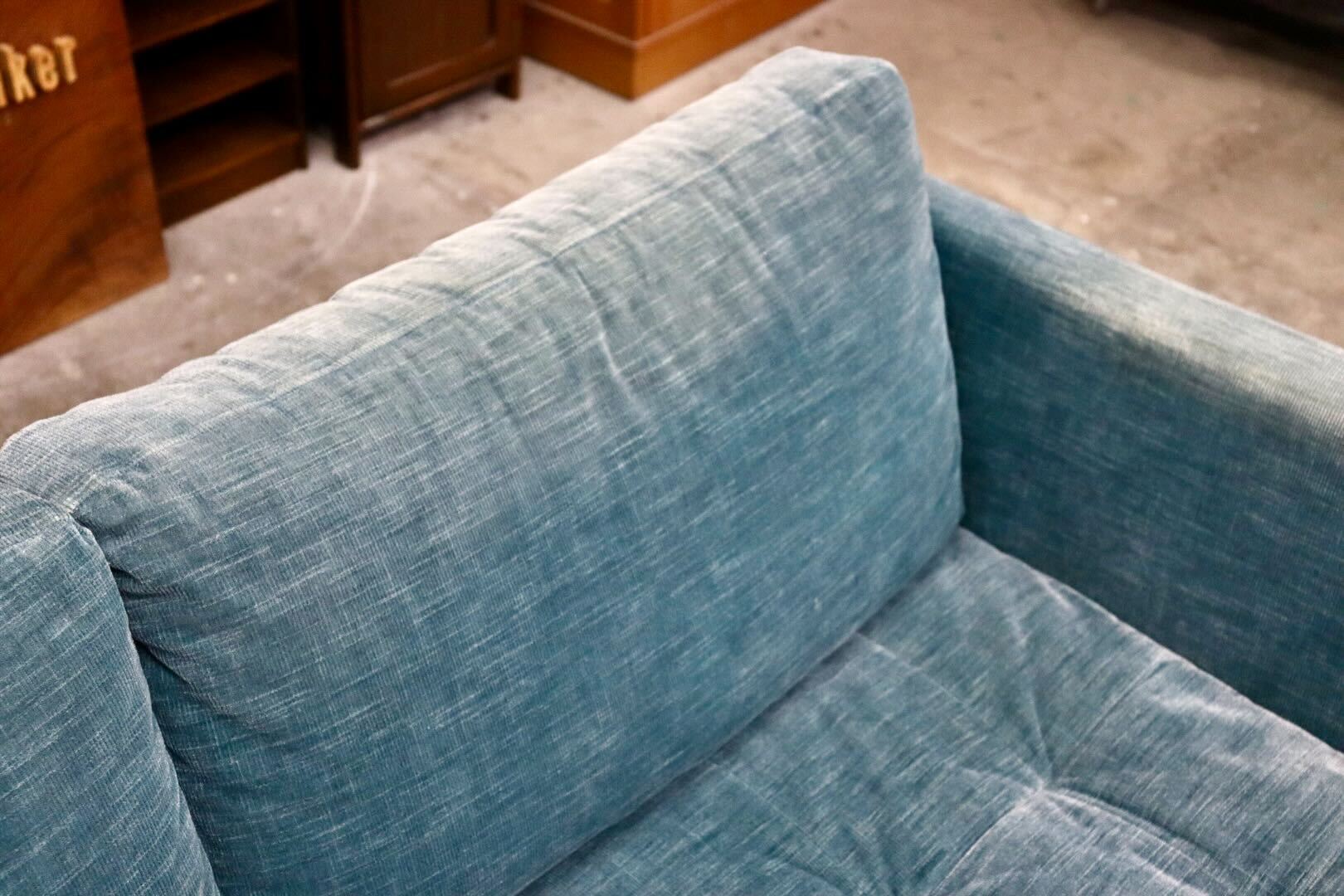 GMJK48○BoConcept / ボーコンセプト Osaka オオサカ 2人掛けソファ ラブソファ 長椅子 ファブリック 北欧 デンマーク 約25万 展示品