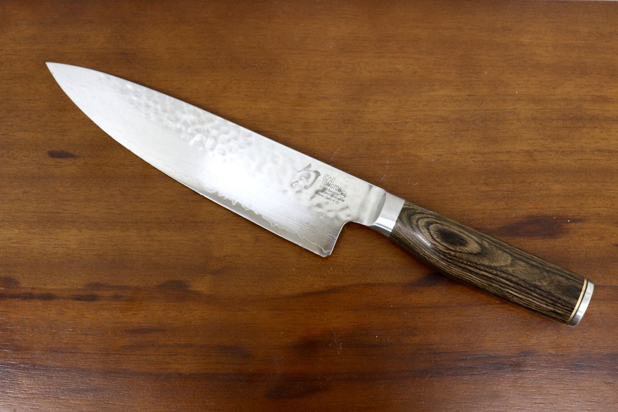 GMJH327A〇貝印 / 旬 Shun Premier シェフズナイフ TDM0706 20cm ダマスカス 槌目 VG-MAX 日本製 牛刀 包丁 パッカウッド