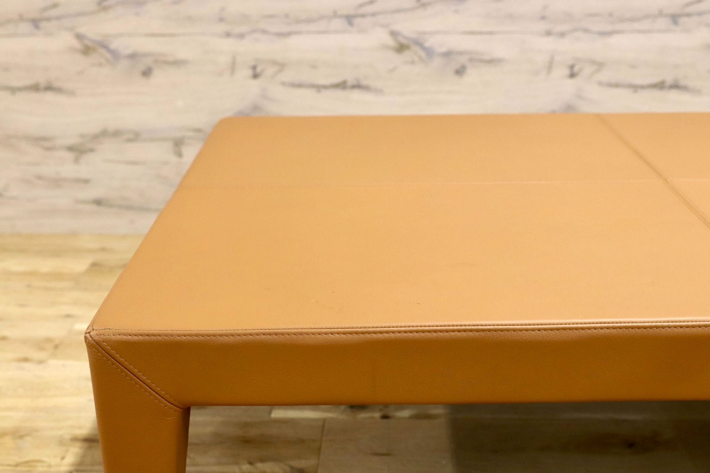 GMJS69○Cassina ixc. / カッシーナイクスシー GUARDI グアルディ フィリップ・ユーレル センターテーブル ベンチ 定価42〜56万 展示品