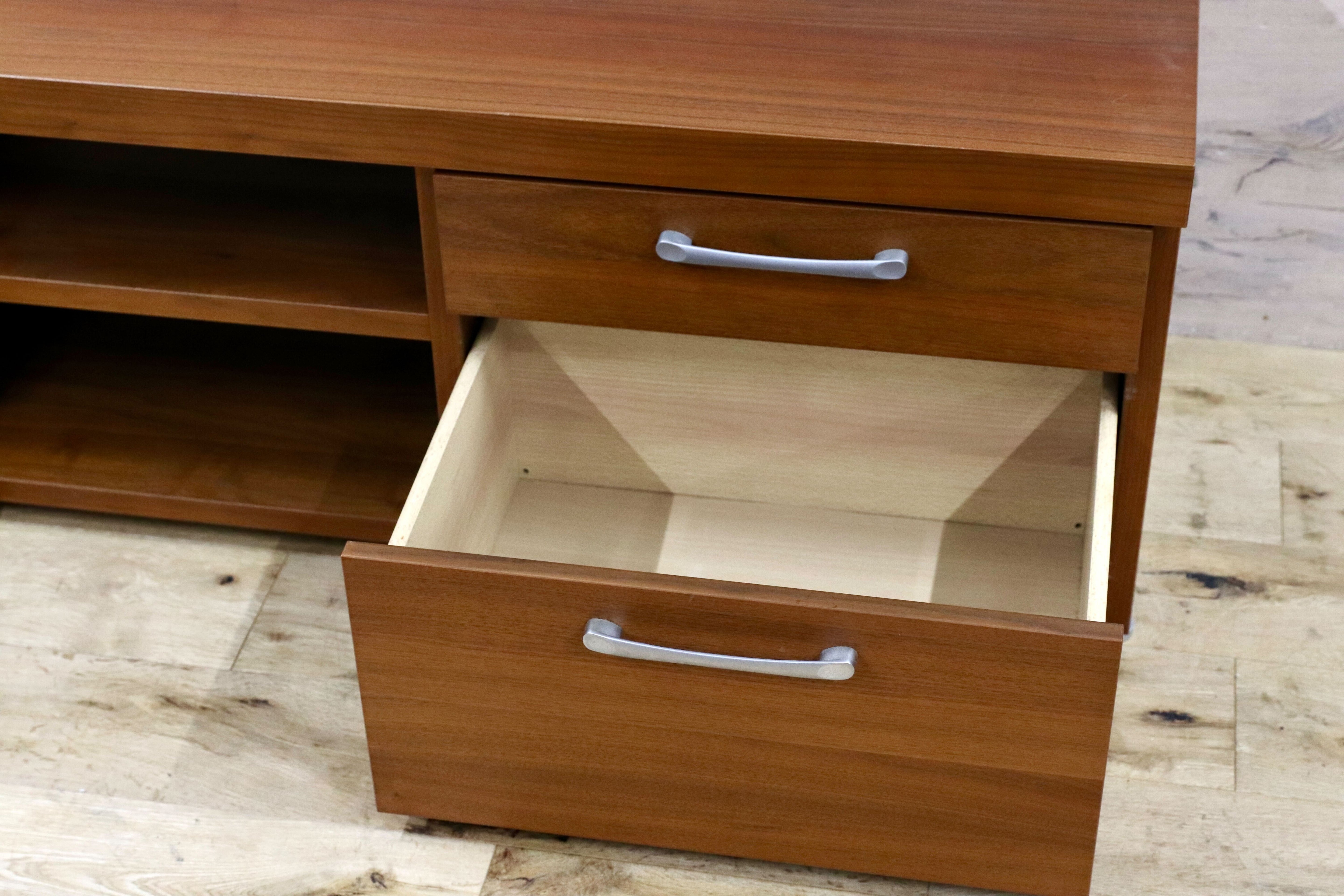 GMIK790B○BoConcept / ボーコンセプト Occa オッカ テレビボード TVボード AVボード ローボード リビング収納 ウォールナット 定価15万