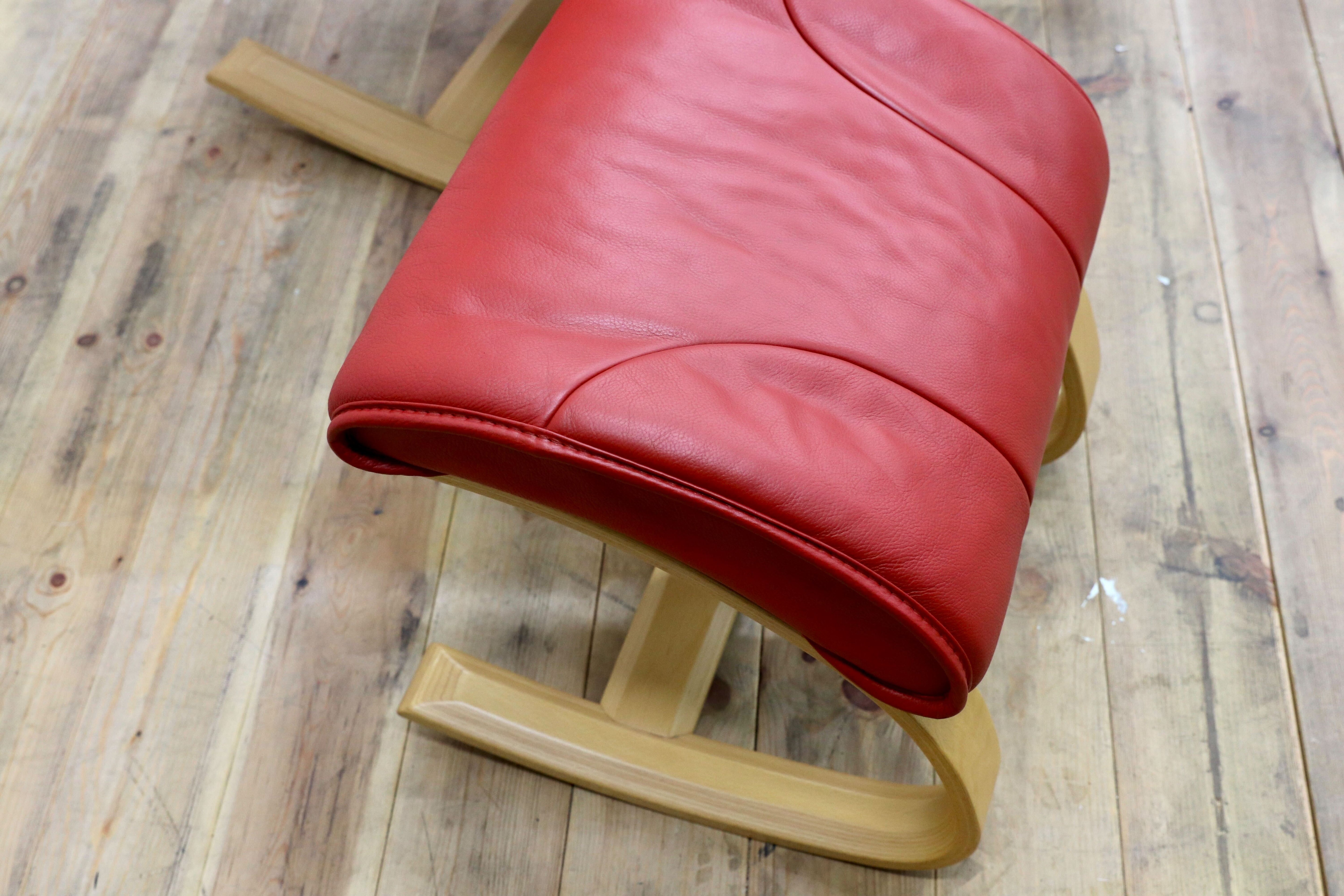 GMIK774○Simmons / シモンズ Fjords フィヨルド イエリアーダ ロッキングチェア パーソナルチェア 赤 本革 北欧 ノルウェー 稀少