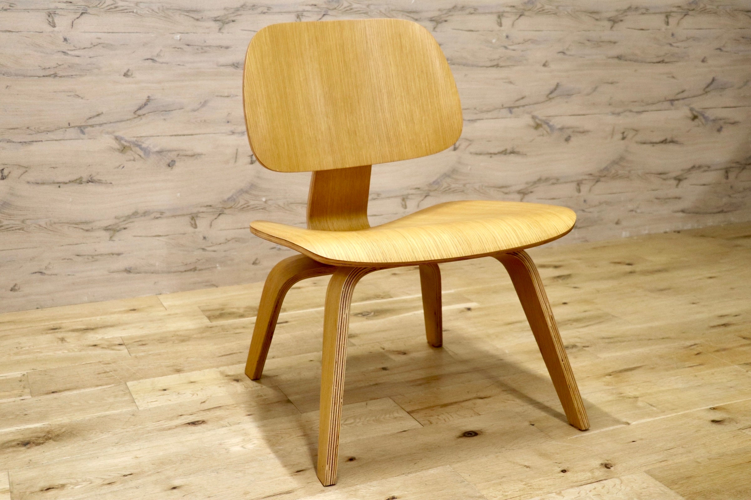 GMJS205○ラウンジチェア アームレスチェア 1人掛け椅子 椅子 木製家具 ナチュラル モダン Lounge Chair Woodリプロダクト品 展示品