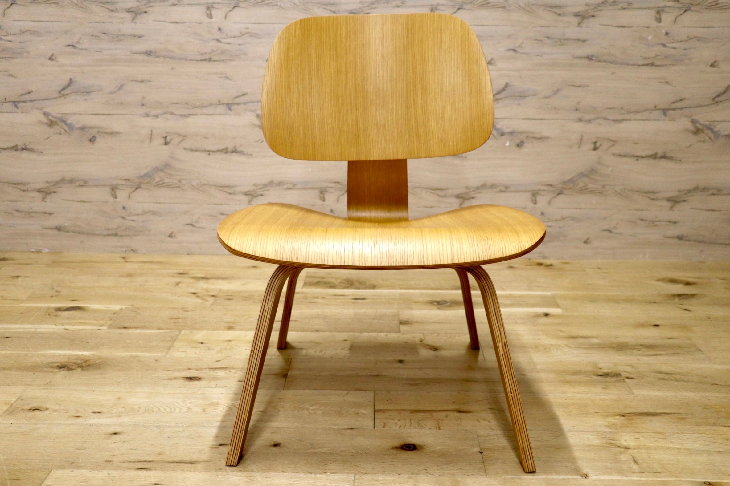 GMJS205○ラウンジチェア アームレスチェア 1人掛け椅子 椅子 木製家具 ナチュラル モダン Lounge Chair Woodリプロダクト品 展示品