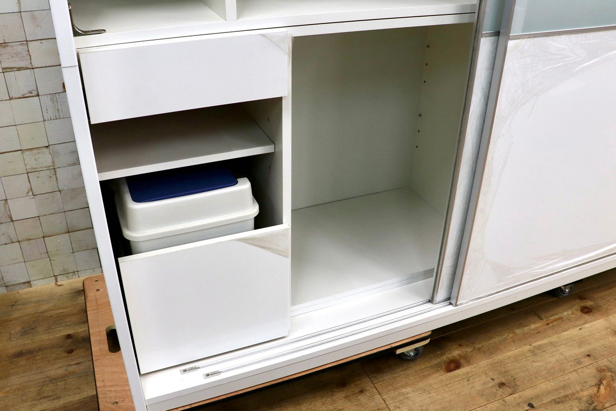 GMJO132〇松田家具 パーフェクト収納 食器棚 キッチンボード ダイニングボード 引き戸 スライド扉 家電収納 コンセント付き ホワイト 国産