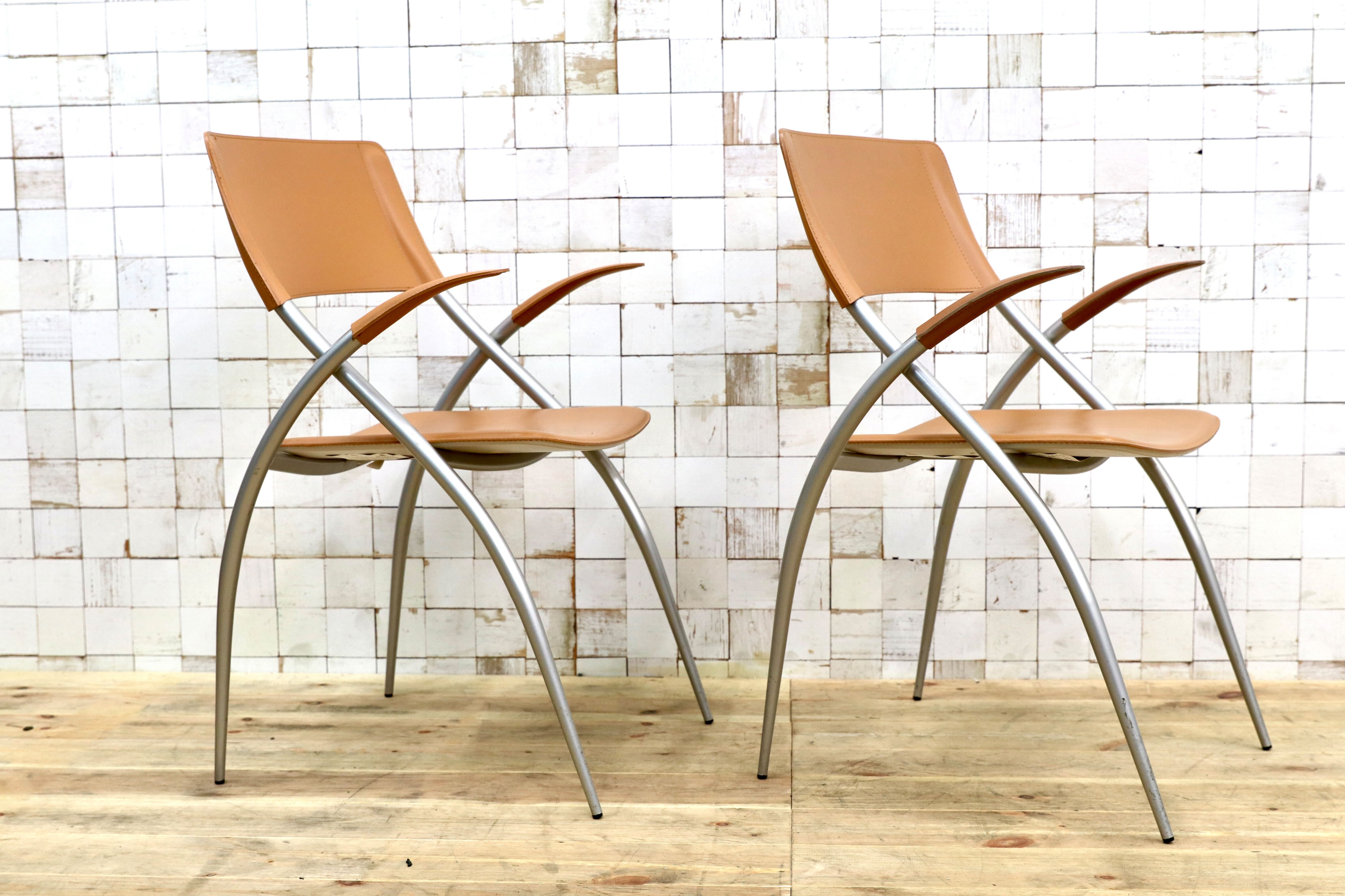 （1/4）カリガリス ダイニングチェア イタリア製 ウォールナット材　※i4※ Calligaris / カリガリスのダイニングチェア 人気アクセス
