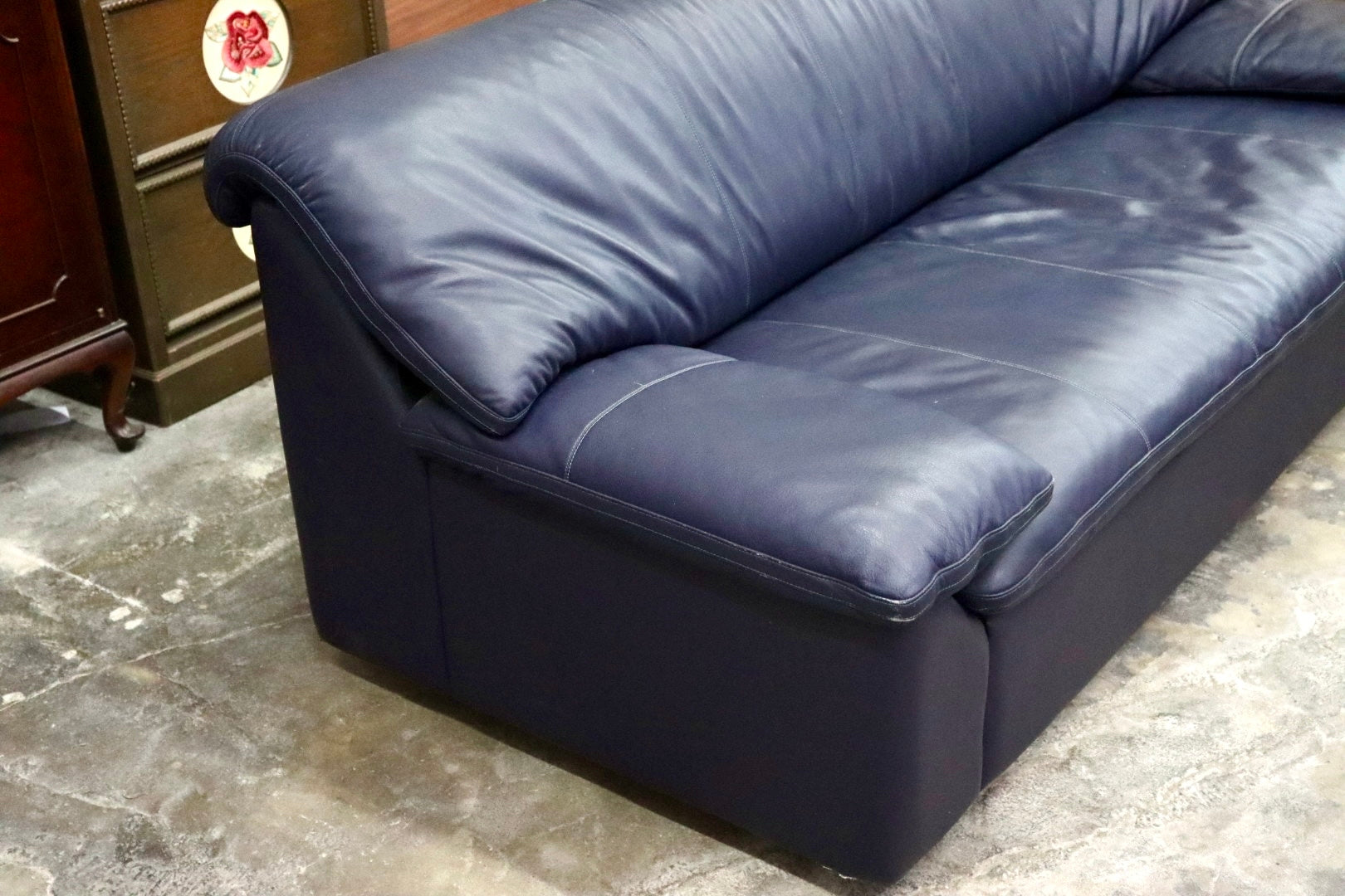 GMFS151○karimoku / カリモク 国産家具 本革張り 3人掛けソファ ダークネイビー ブルー レザーソファ 応接ソファ ヴィンテージ 長椅子