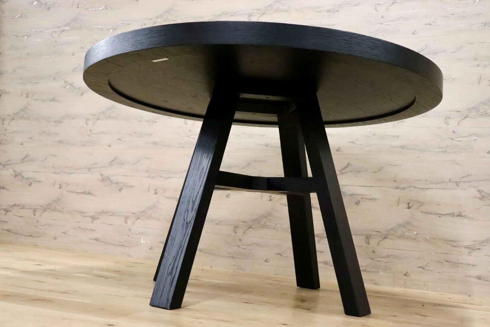 GMJH140○CATHERINE MEMMI / カトリーヌ・メミ ダイニングテーブル ラウンドテーブル Cassina ixc. 定価約34万 モデルルーム展示品