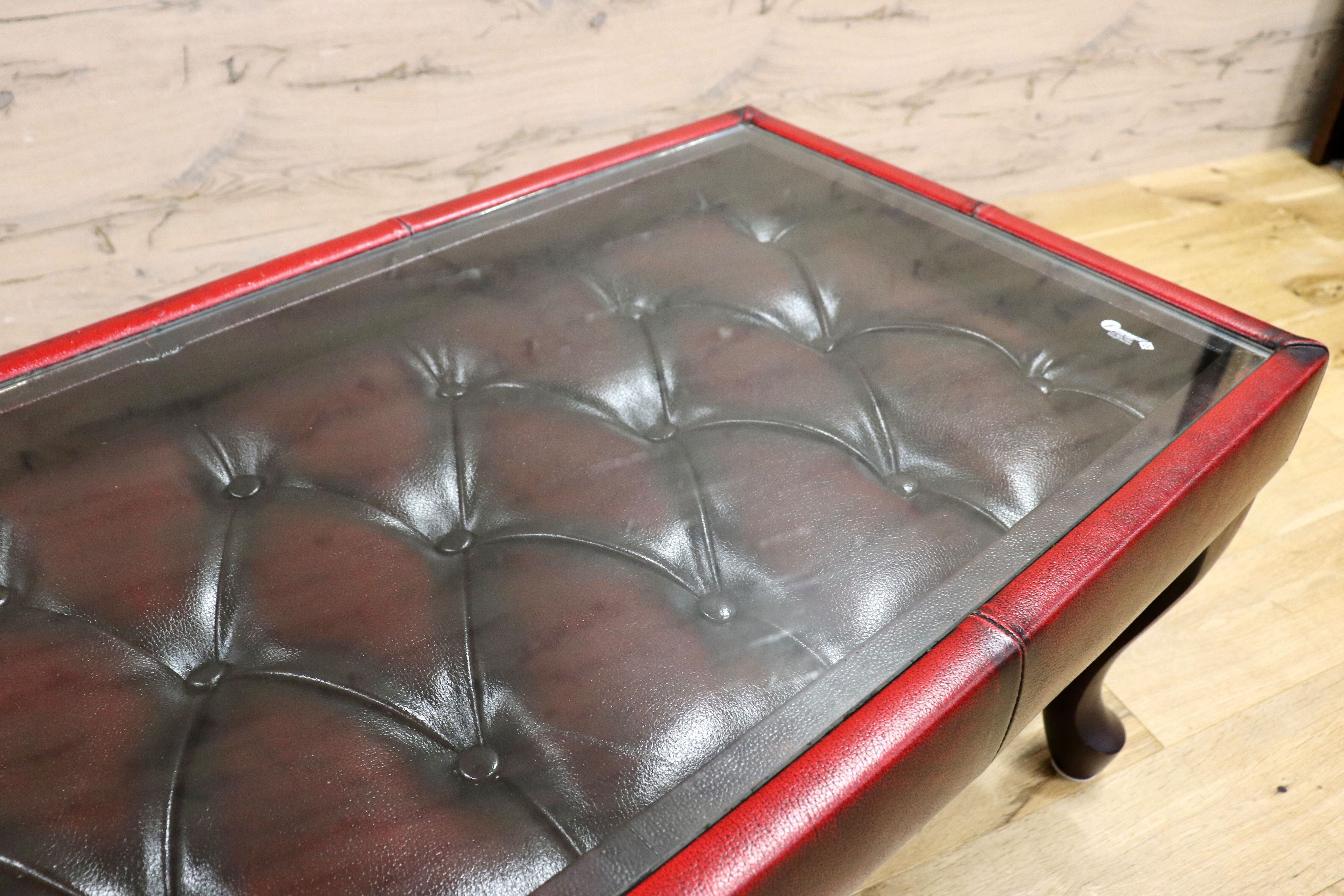 GMIH299B○チェスターフィールド センターテーブル リーズ コーヒーテーブル ガラストップ レザー 猫脚 ヴィンテージ アンティーク 英国