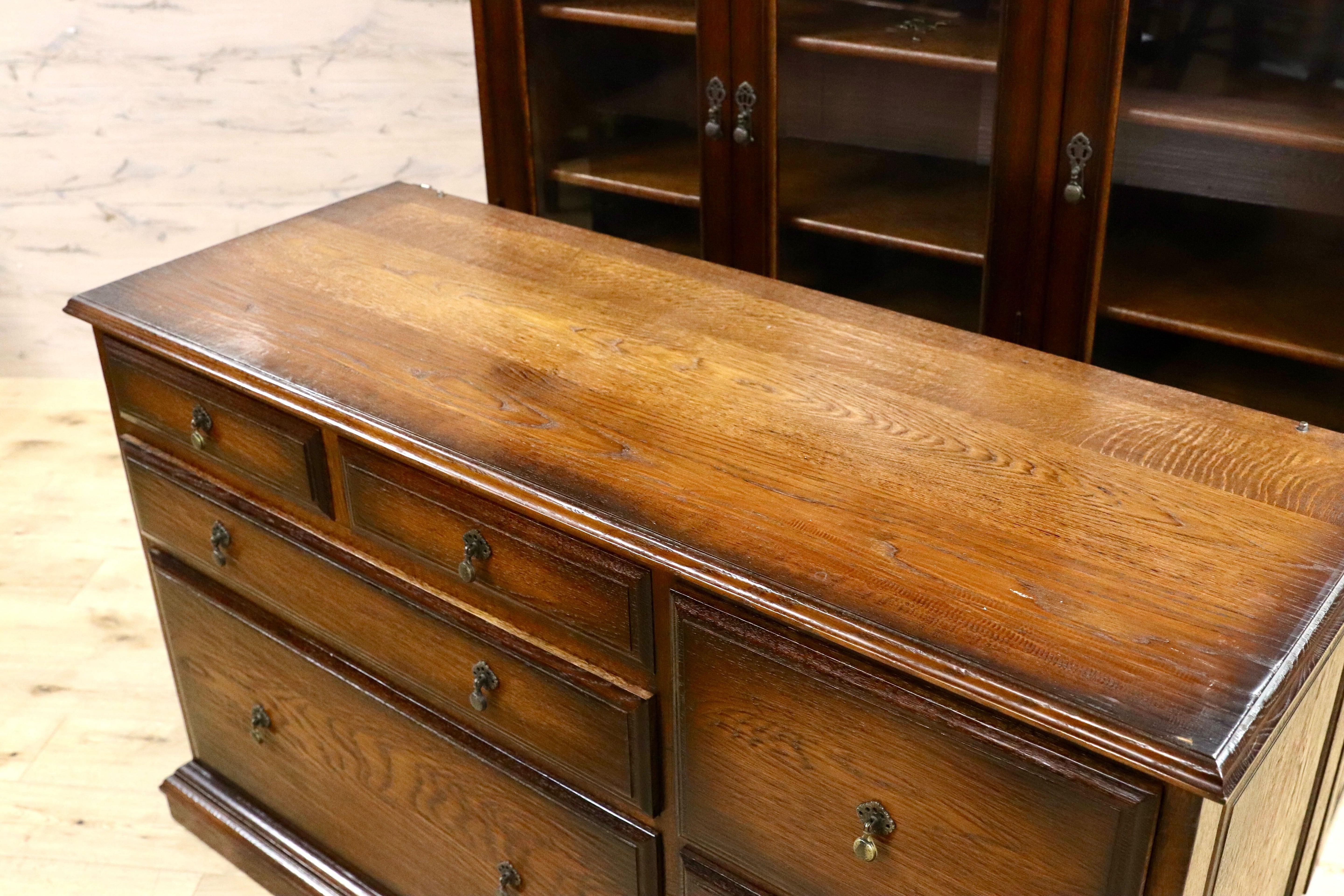 GMEK418○イギリス アンティーク 大型キャビネット リビングボード 収納棚 飾り棚 ヴィンテージ 最高級 オーク無垢材 約150万