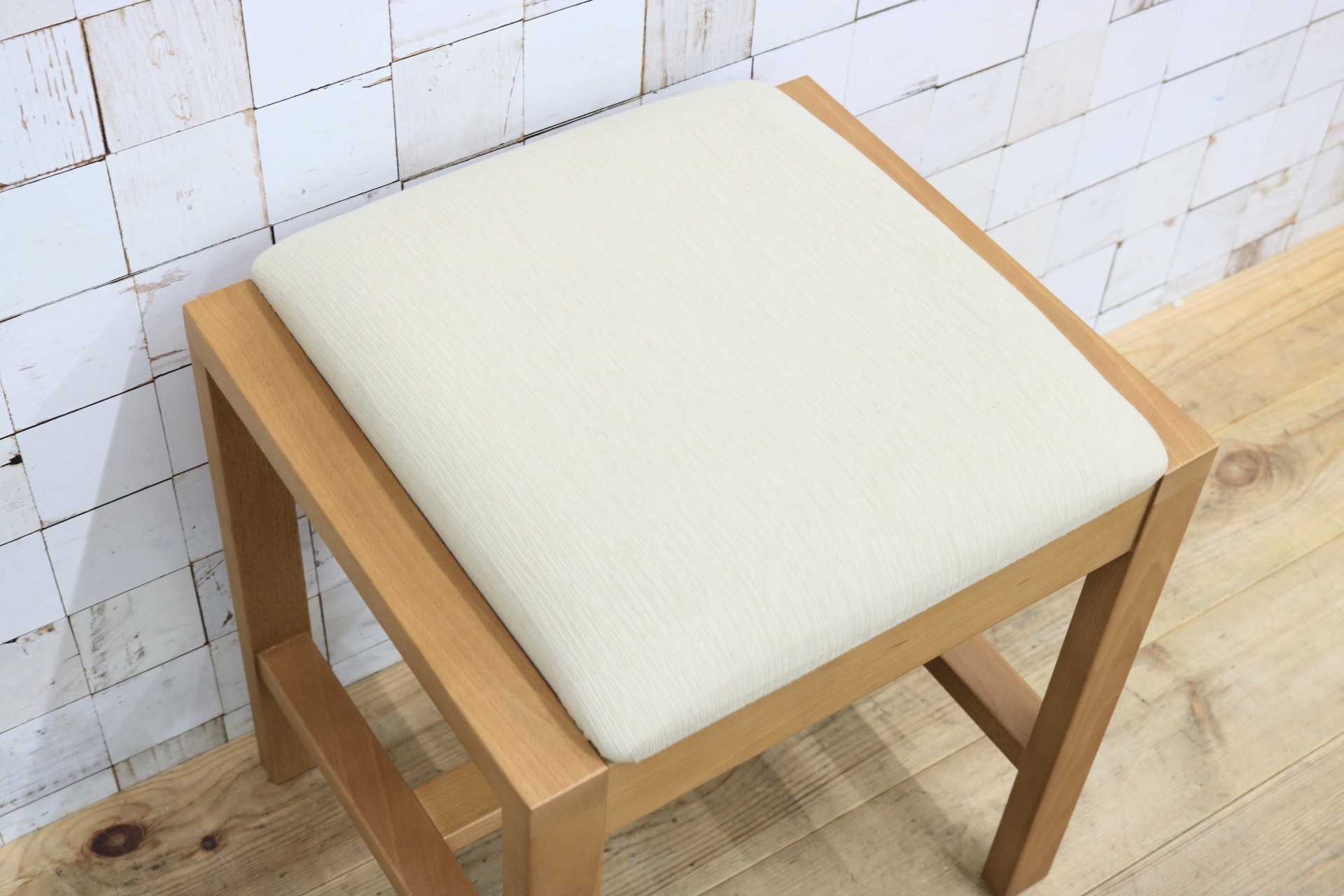 GMIK128◯ACTUS / アクタス スツール 椅子 チェア ファブリック 木製 ナチュラル 北欧 展示品
