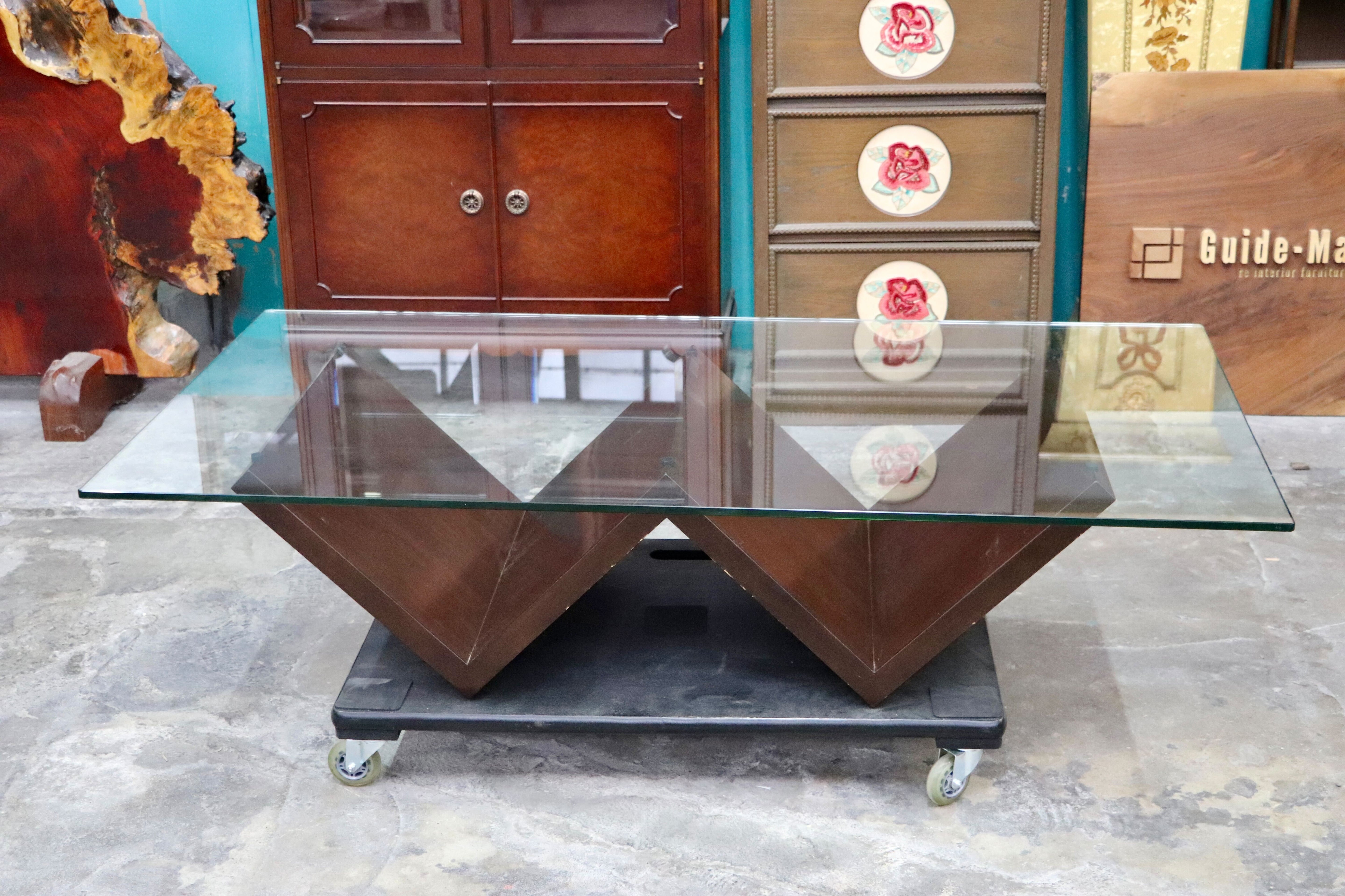 GMIH518○arflex / アルフレックス MONTAGNA モンターニャ センターテーブル 川崎文男 ガラス天板 ウォールナット系 イタリアモダン 約30万