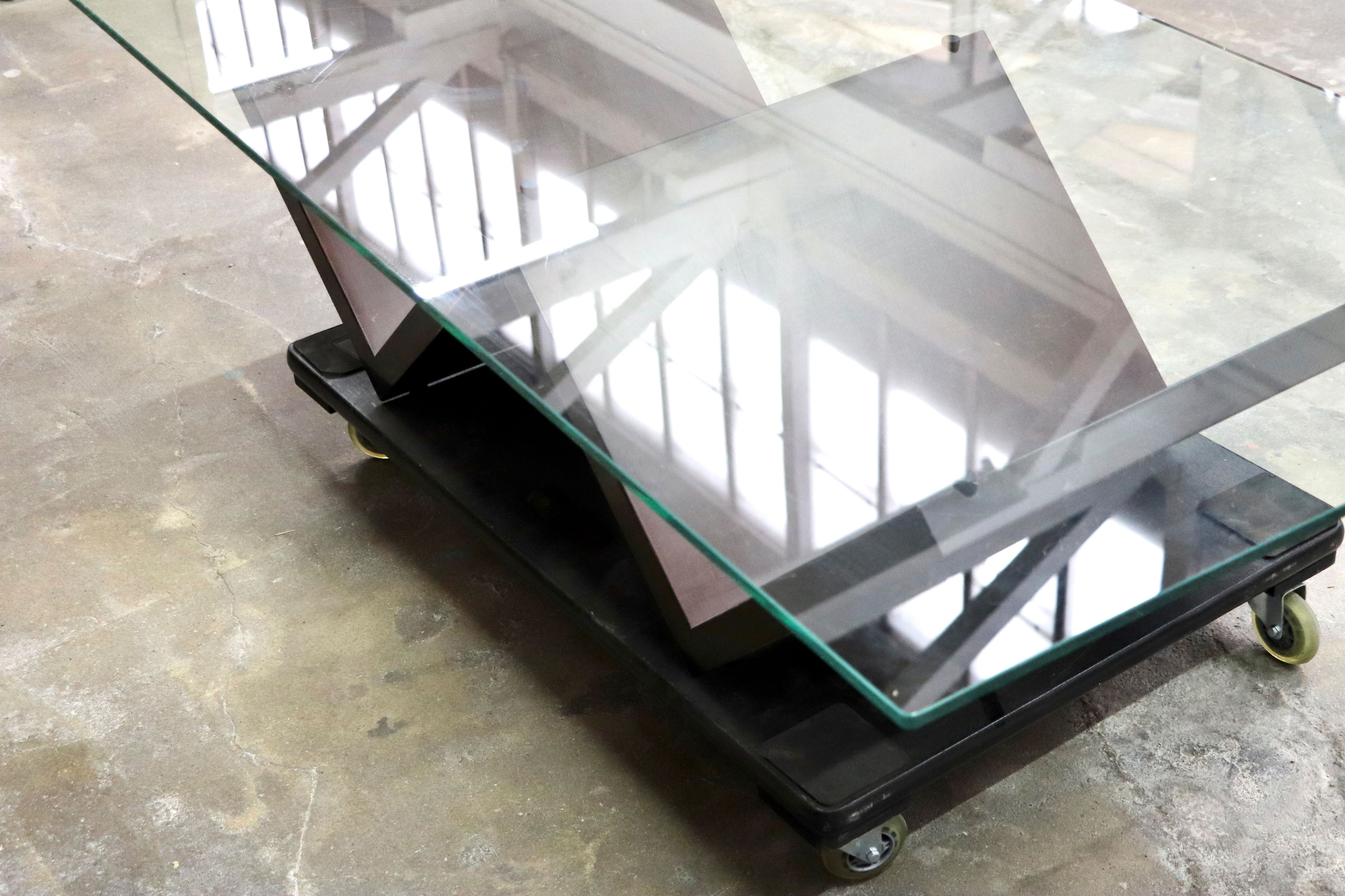 GMIH518○arflex / アルフレックス MONTAGNA モンターニャ センターテーブル 川崎文男 ガラス天板 ウォールナット系 イタリアモダン 約30万