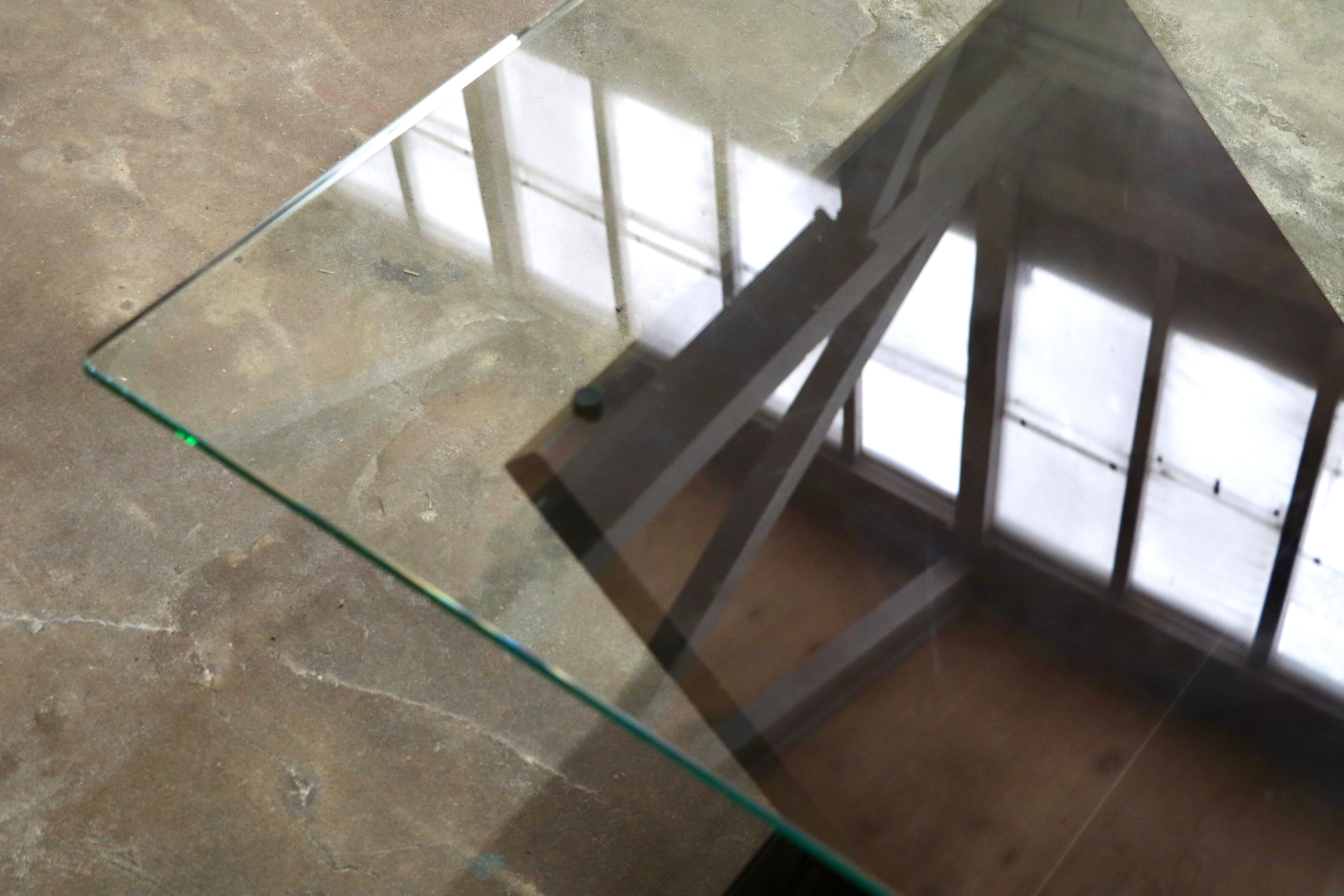 GMIH518○arflex / アルフレックス MONTAGNA モンターニャ センターテーブル 川崎文男 ガラス天板 ウォールナット系 イタリアモダン 約30万