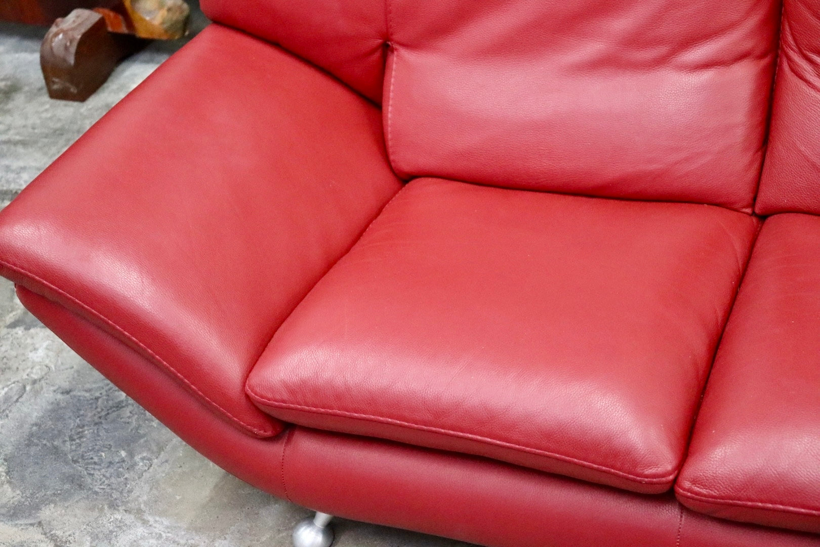 GMJS150○NICOLETTI / ニコレッティ 2人掛けソファ ラブソファ 長椅子 本革 レッド スタイリッシュ モダン 約35万 イタリア