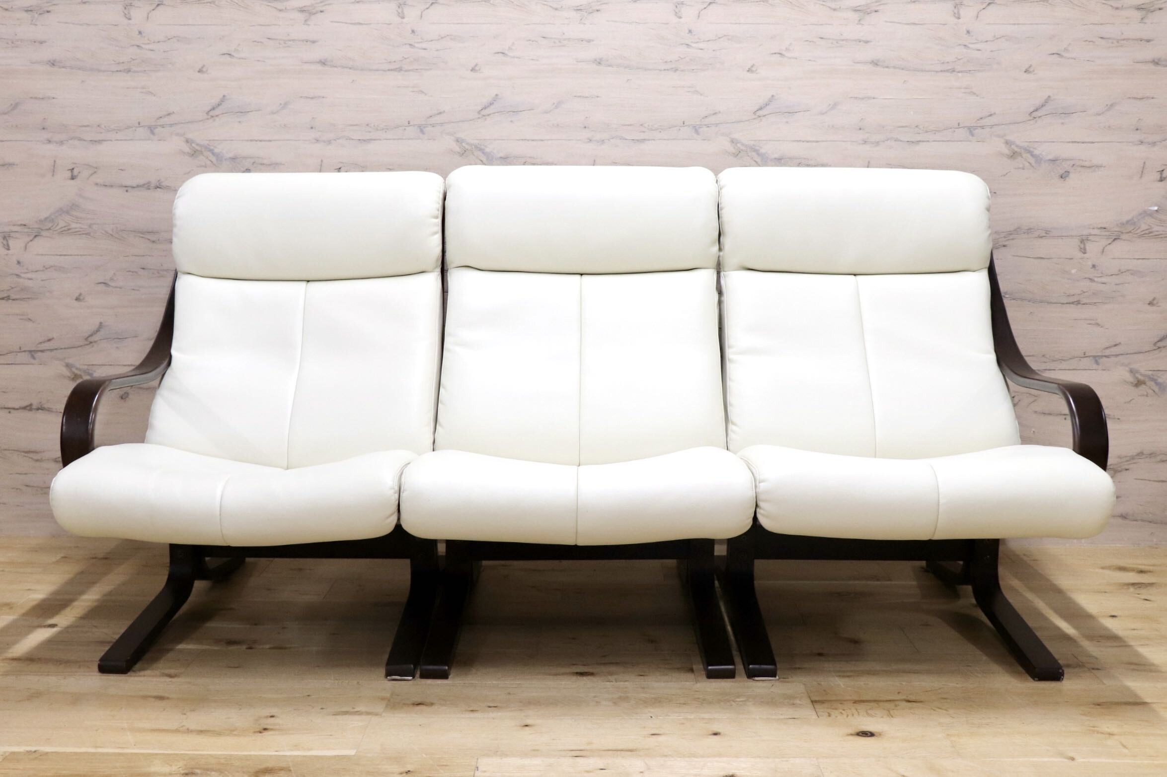 GMJK328B○冨士ファニチア / FUJI FURNITURE Agio アージオ セパレート 3人掛けソファ トリプルソファ ホワイト PUレザー 国産家具