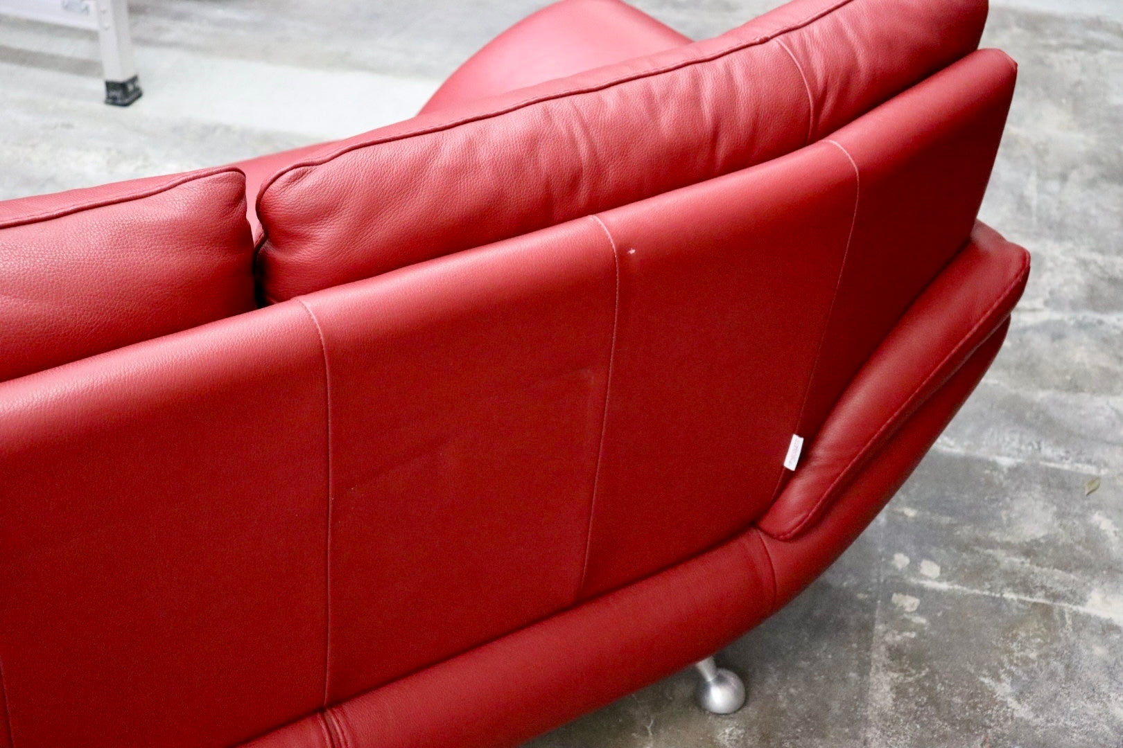 GMJS150○NICOLETTI / ニコレッティ 2人掛けソファ ラブソファ 長椅子 本革 レッド スタイリッシュ モダン 約35万 イタリア