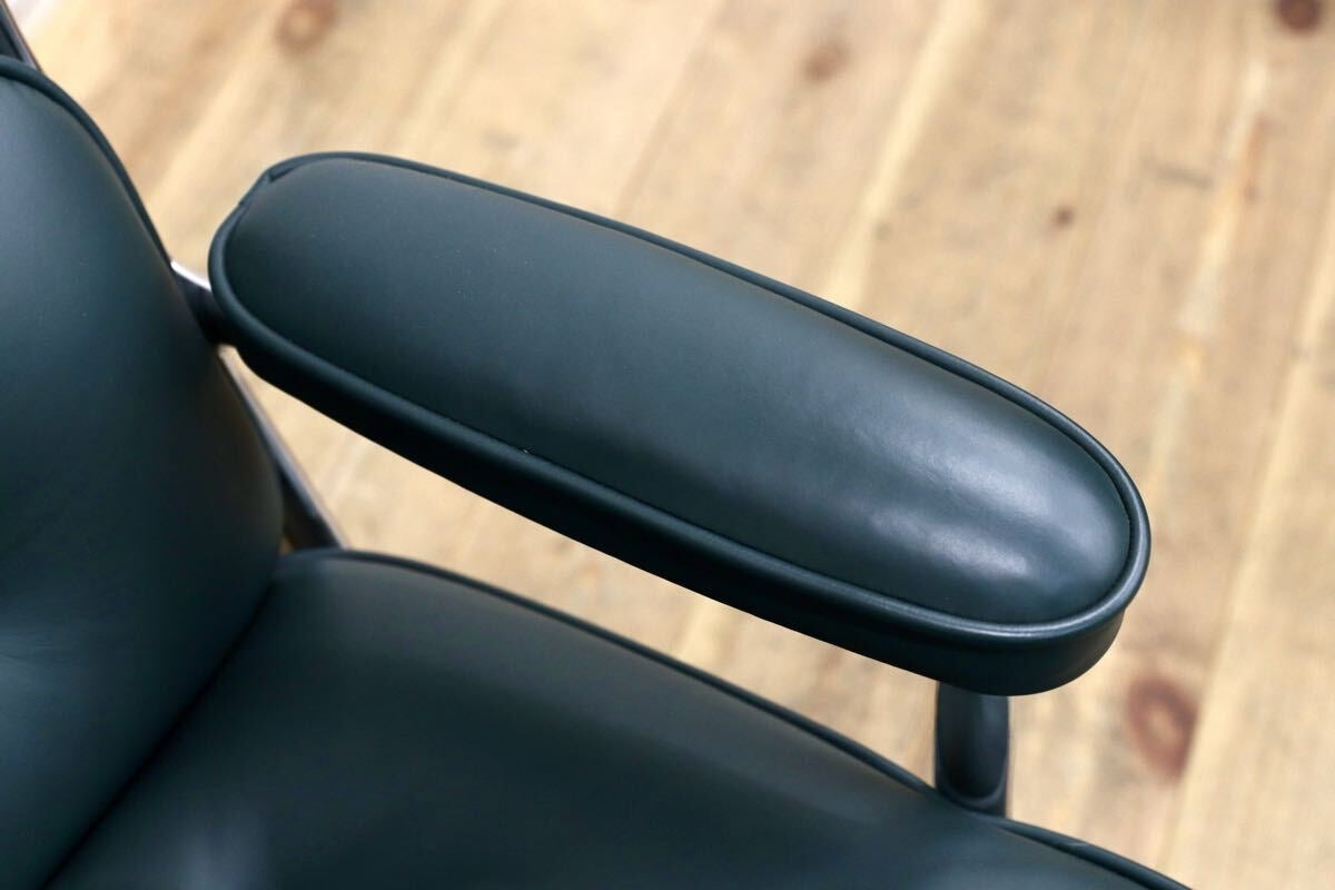 GMJO87A○Herman Miller / ハーマンミラー イームズ エグゼクティブチェア タイムライフチェア 本革 グリーン チャールズ＆レイ 定価95万