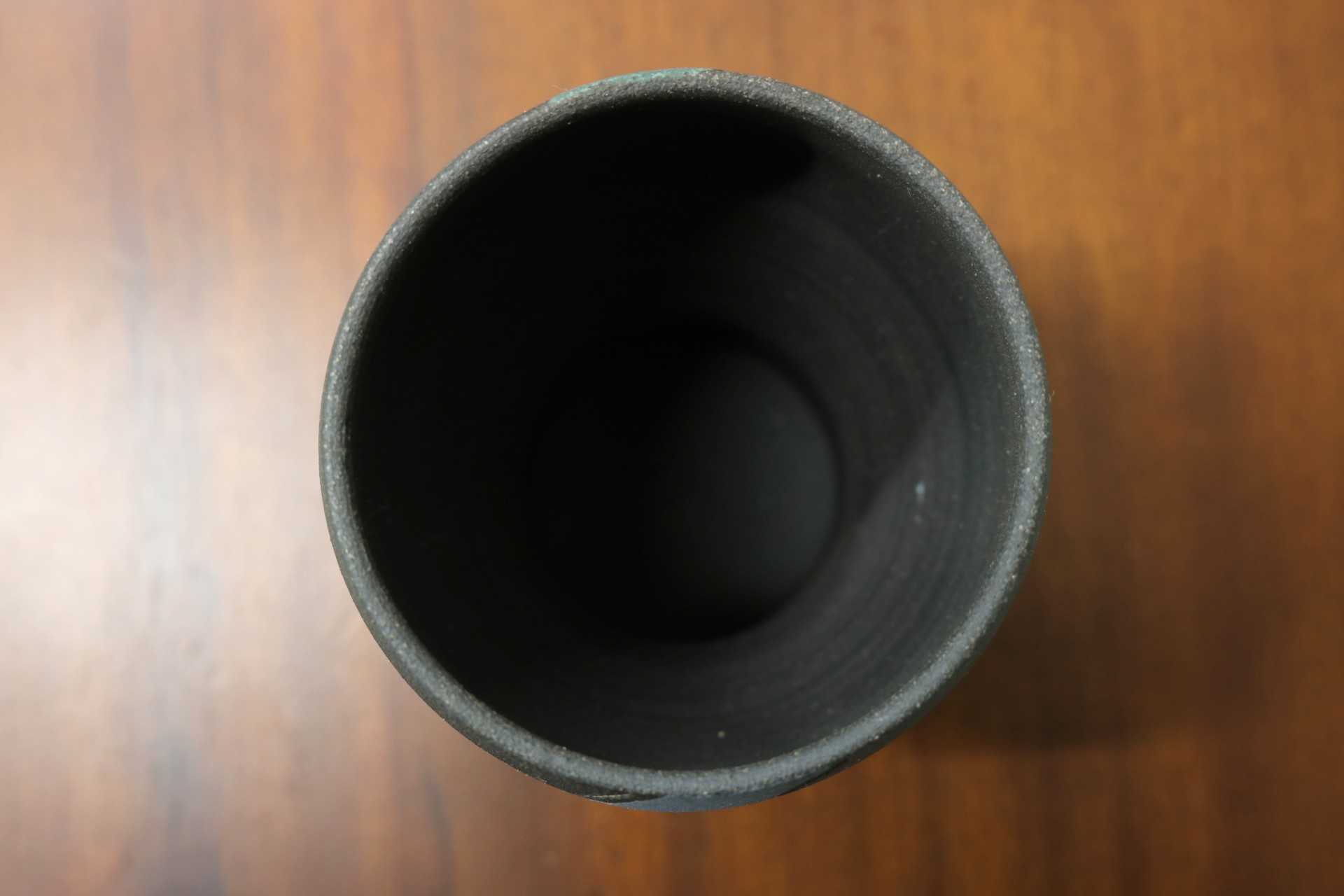 GMJO122E◯市野悟窯 市野哲次 丹波焼 彩色線象嵌 ビアジョッキ ビアカップ 陶器 現代陶芸 作家物