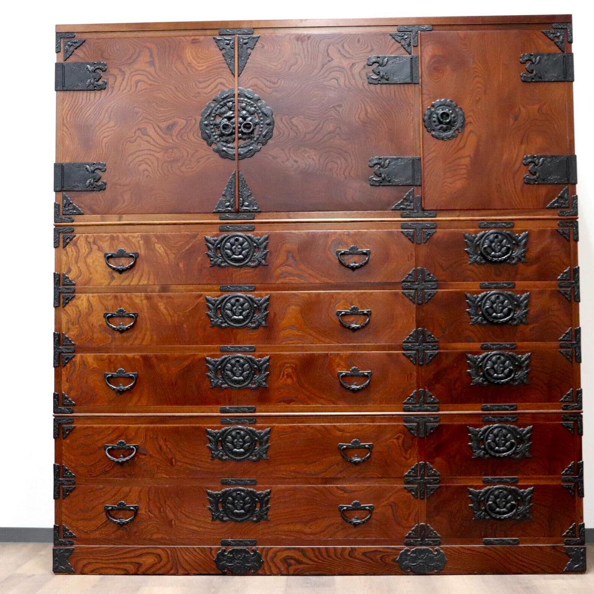 GM41 松本箪笥 時代物 時代箪笥 帳場箪笥 前欅 効か 古鉄金具 民芸家具 /T4 