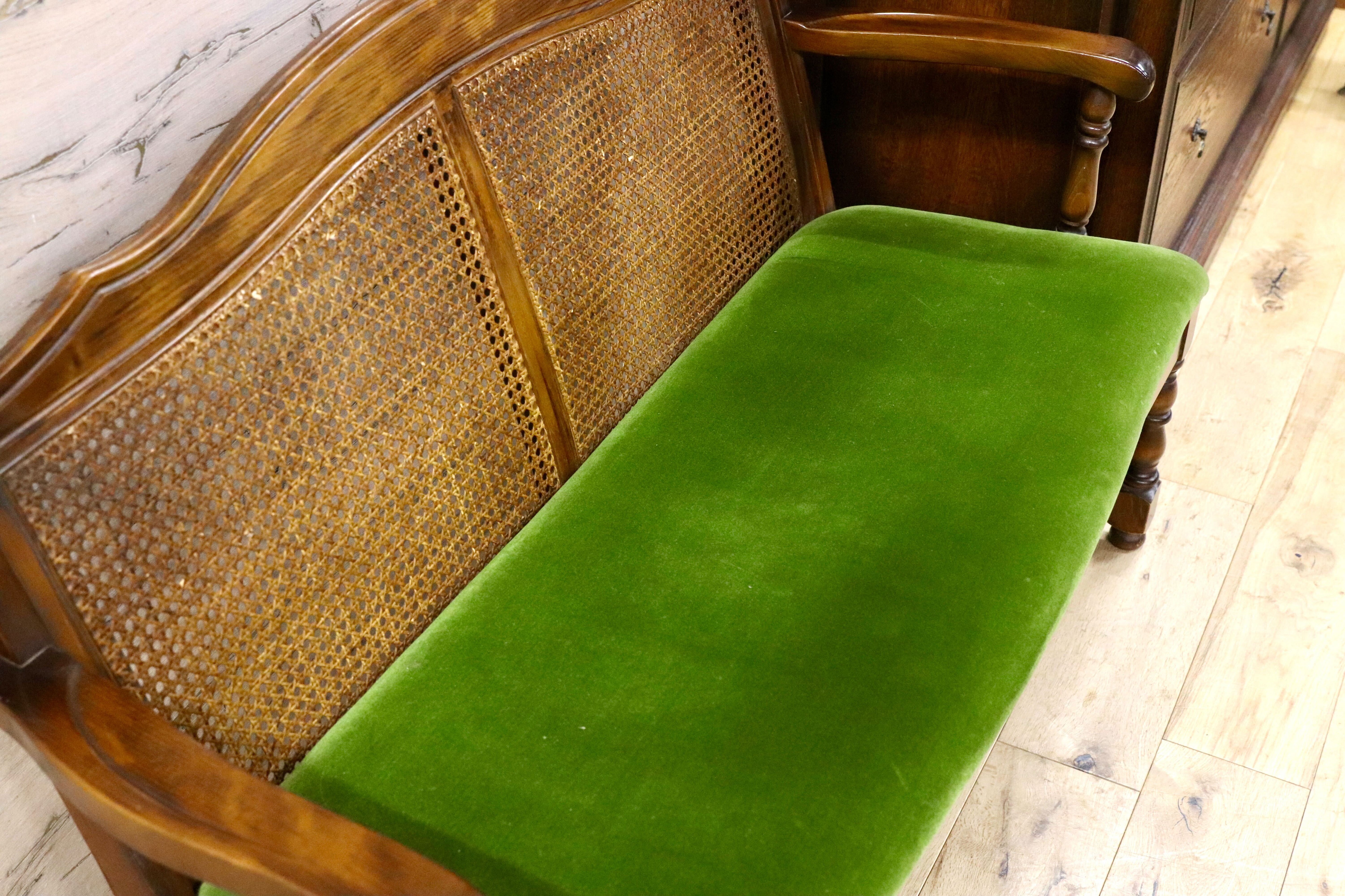 GMIH408○karimoku / カリモク オールドカリモク コロニアル ベンチソファ 2人掛けソファ ダイニングチェア 長椅子 レトロ アンティーク