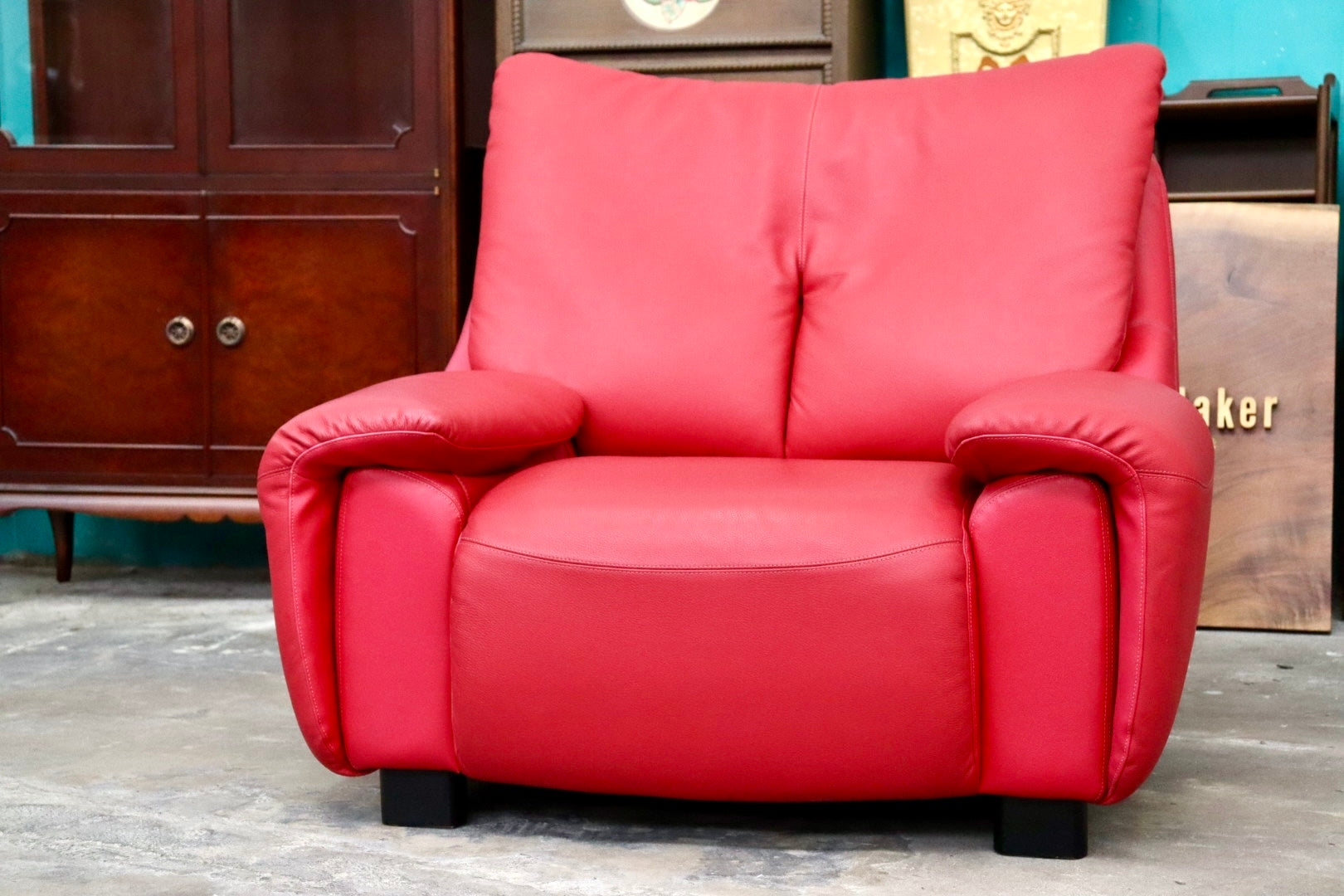GMJK263B○FUJI FURNITURE / 冨士ファニチア L6760A 1人掛けソファ シングルソファ ラウンジチェア 本革 レッド 国産家具 美品
