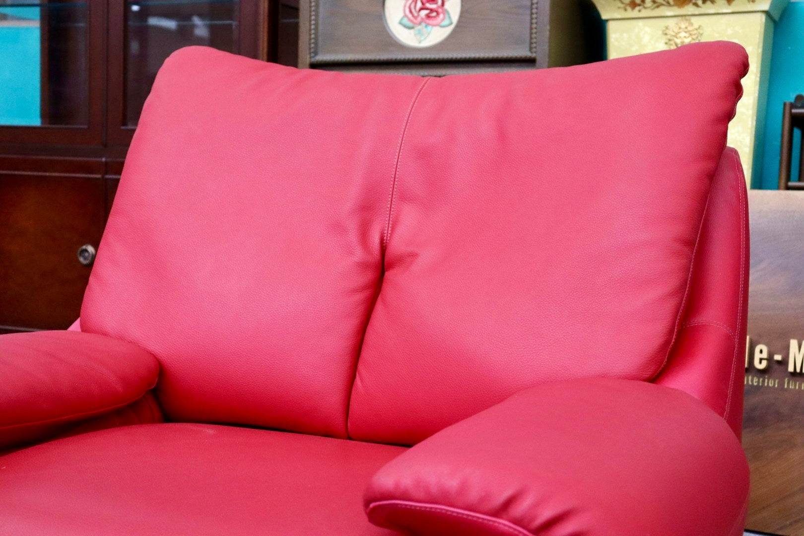 GMJK263B○FUJI FURNITURE / 冨士ファニチア L6760A 1人掛けソファ シングルソファ ラウンジチェア 本革 レッド 国産家具 美品