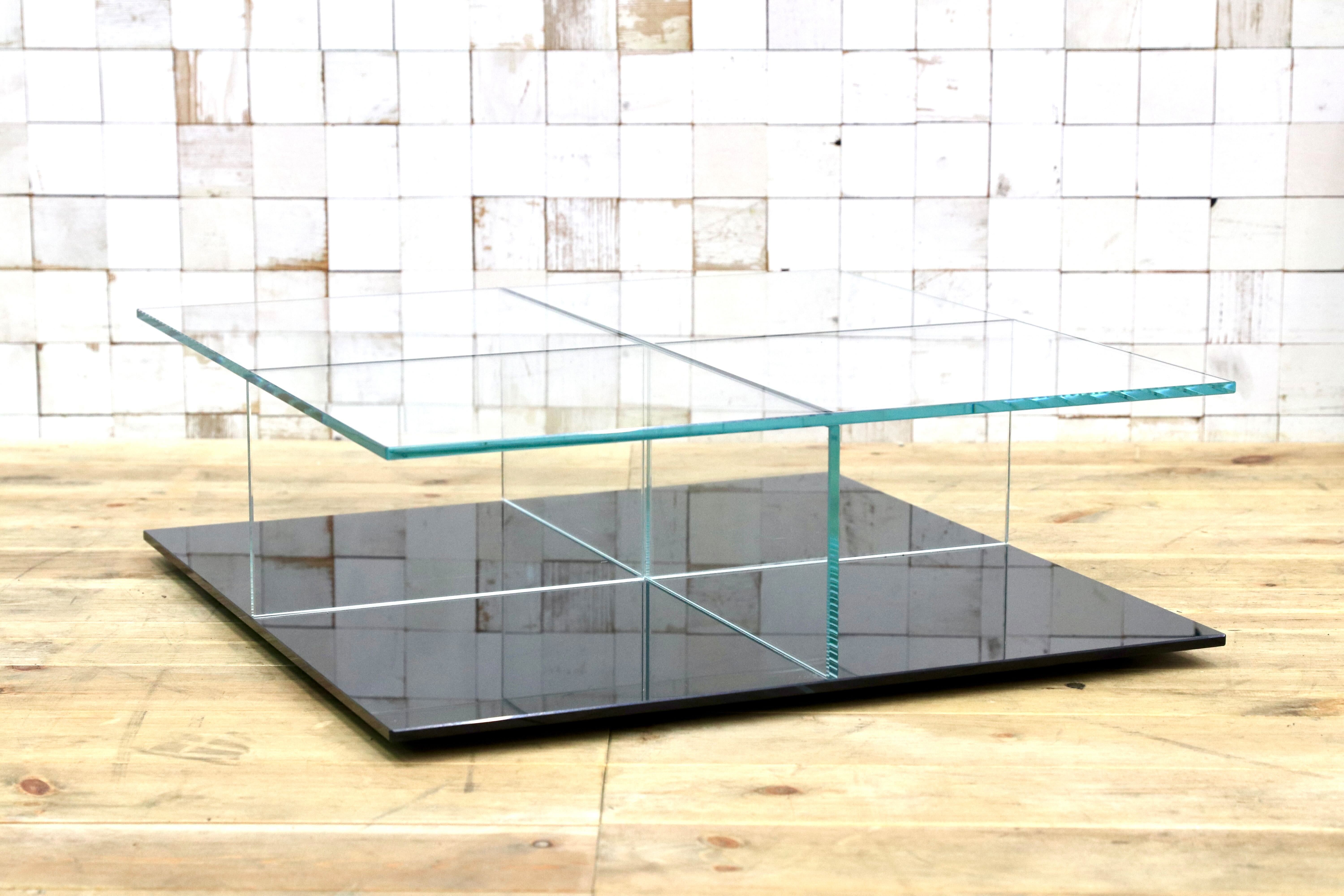 Cassinaカッシーナ269MEX / 269メックス　ガラスセンターテーブル Cassina（カッシーナ）269 MEXメックス ローテーブル|カッシーナ