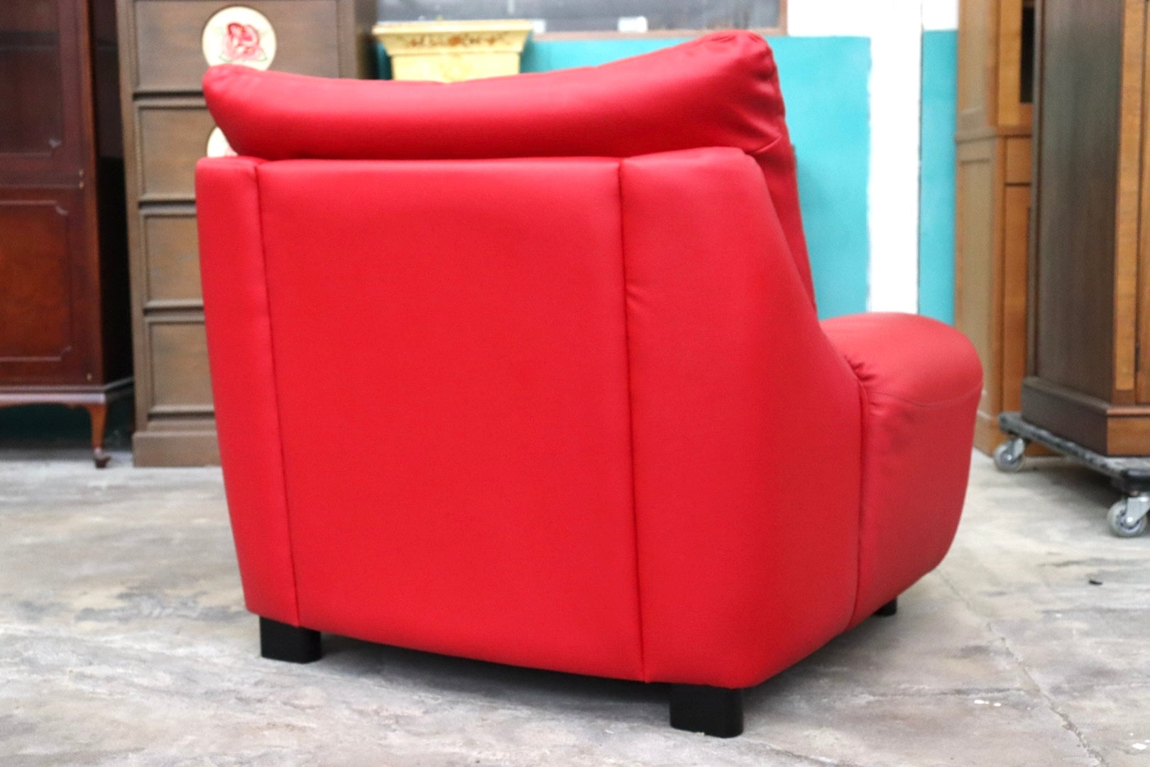 GMJK263B○FUJI FURNITURE / 冨士ファニチア L6760A 1人掛けソファ シングルソファ ラウンジチェア 本革 レッド 国産家具 美品