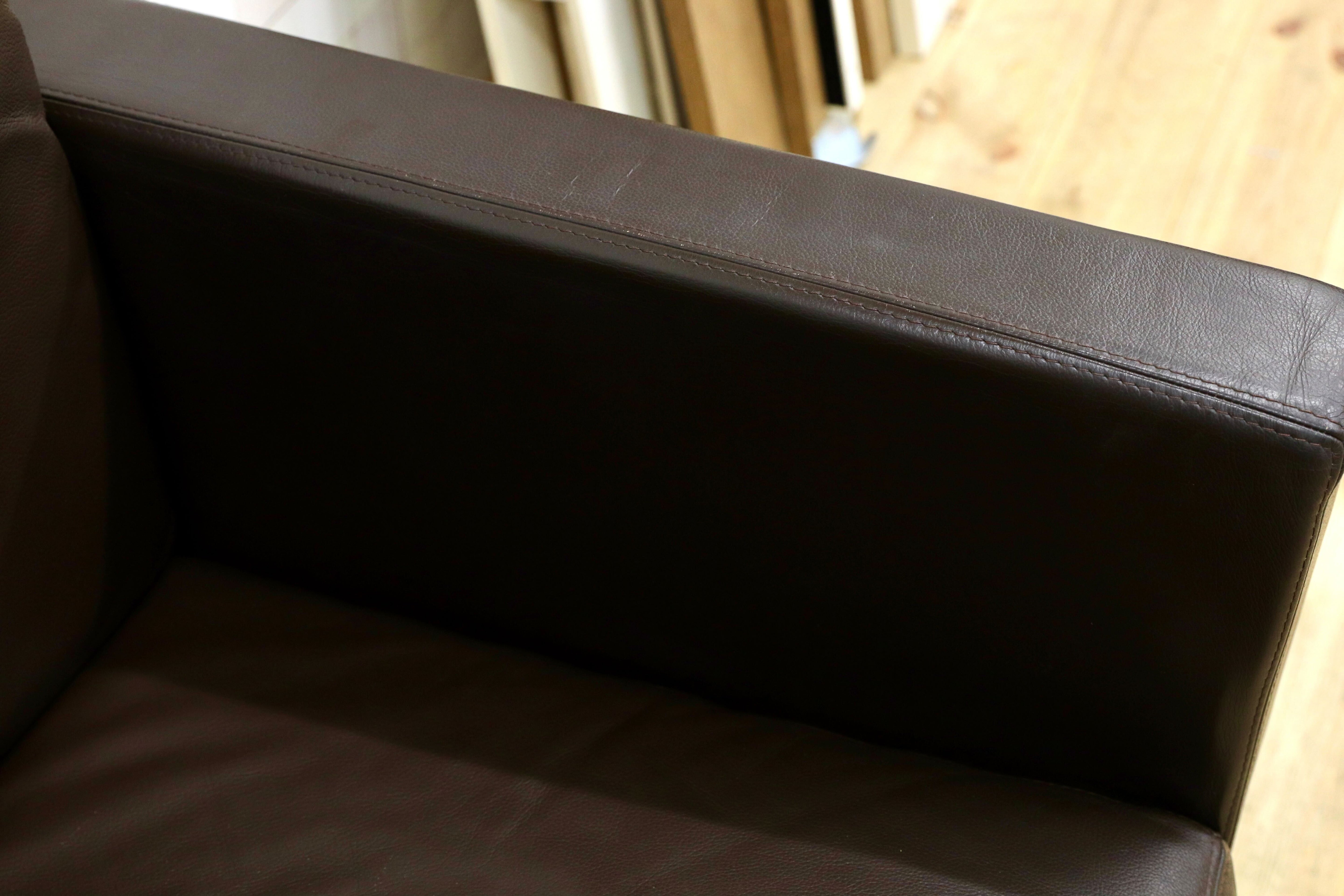 GMIK410○Cassina / カッシーナ CATHERINE MEMMI カトリーヌ・メミシングルソファ 1人掛けソファ Dブラウン 本革 参考価格39~48万