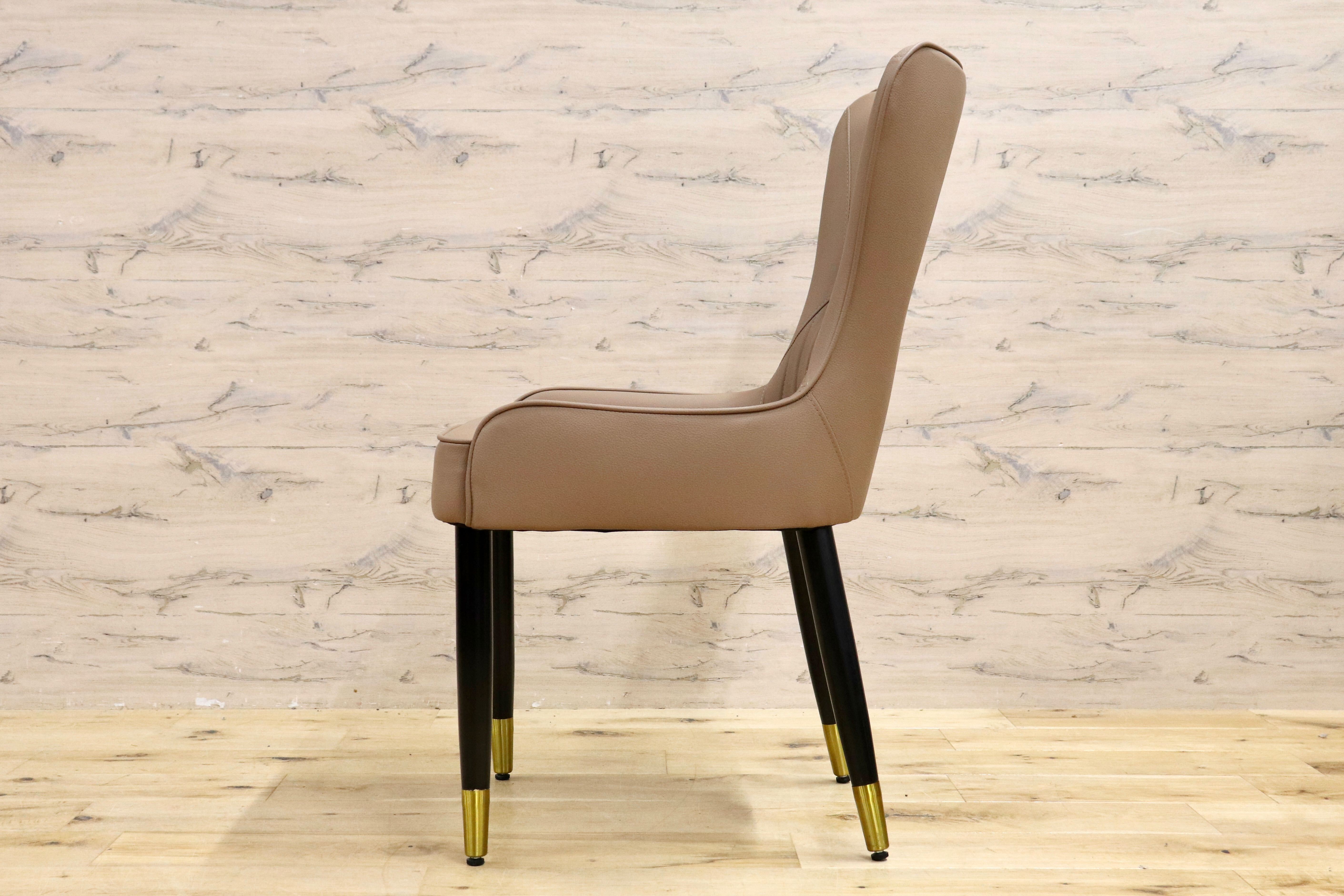 GMIS334A○モダン ダイニングチェア アームレスチェア 椅子 食卓椅子 本革 レザー シンプル スタイリッシュ 展示品