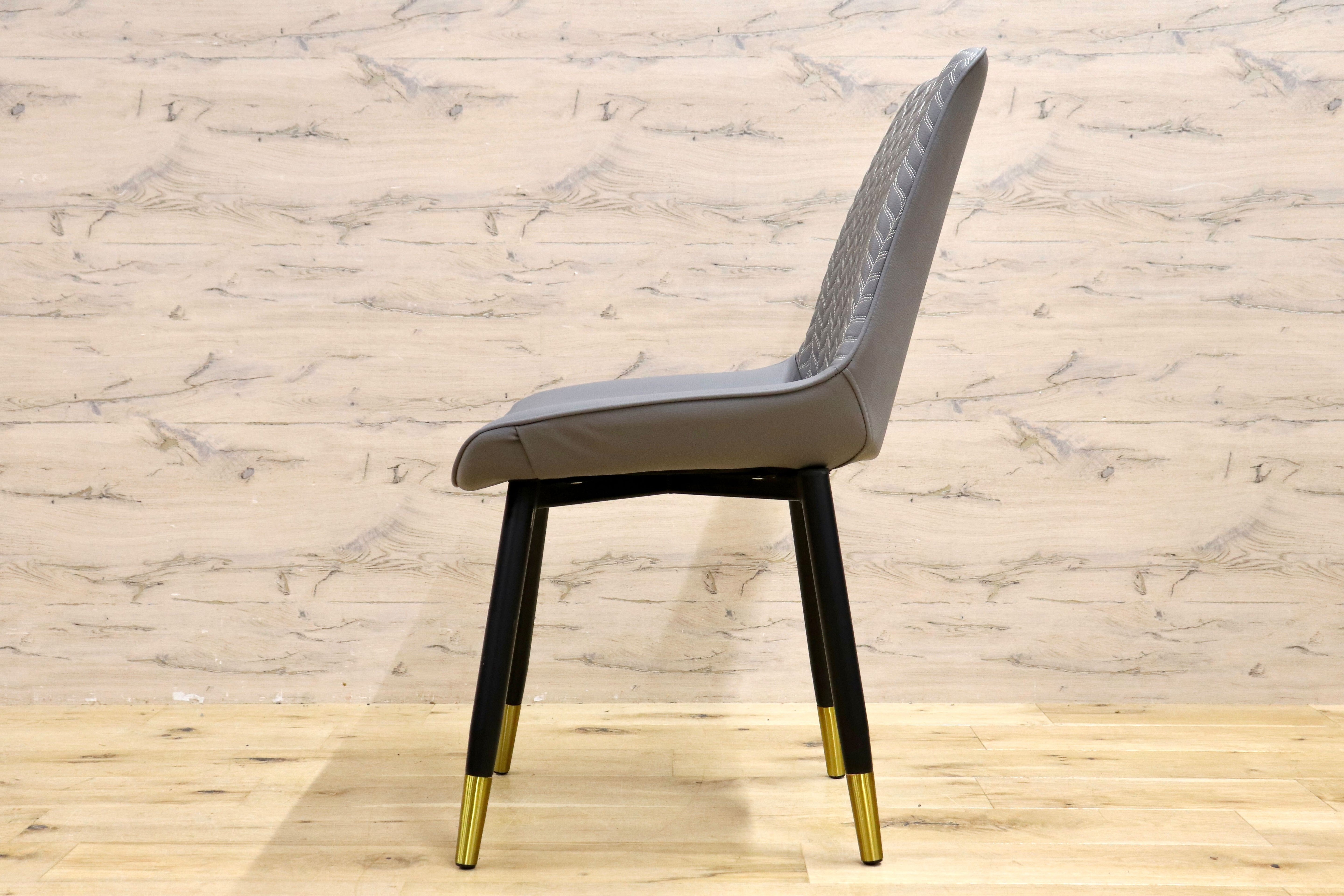 GMIS334B○モダン ダイニングチェア アームレスチェア 椅子 食卓椅子 レザー 本革 ナチュラル シンプル スタイリッシュ 展示品