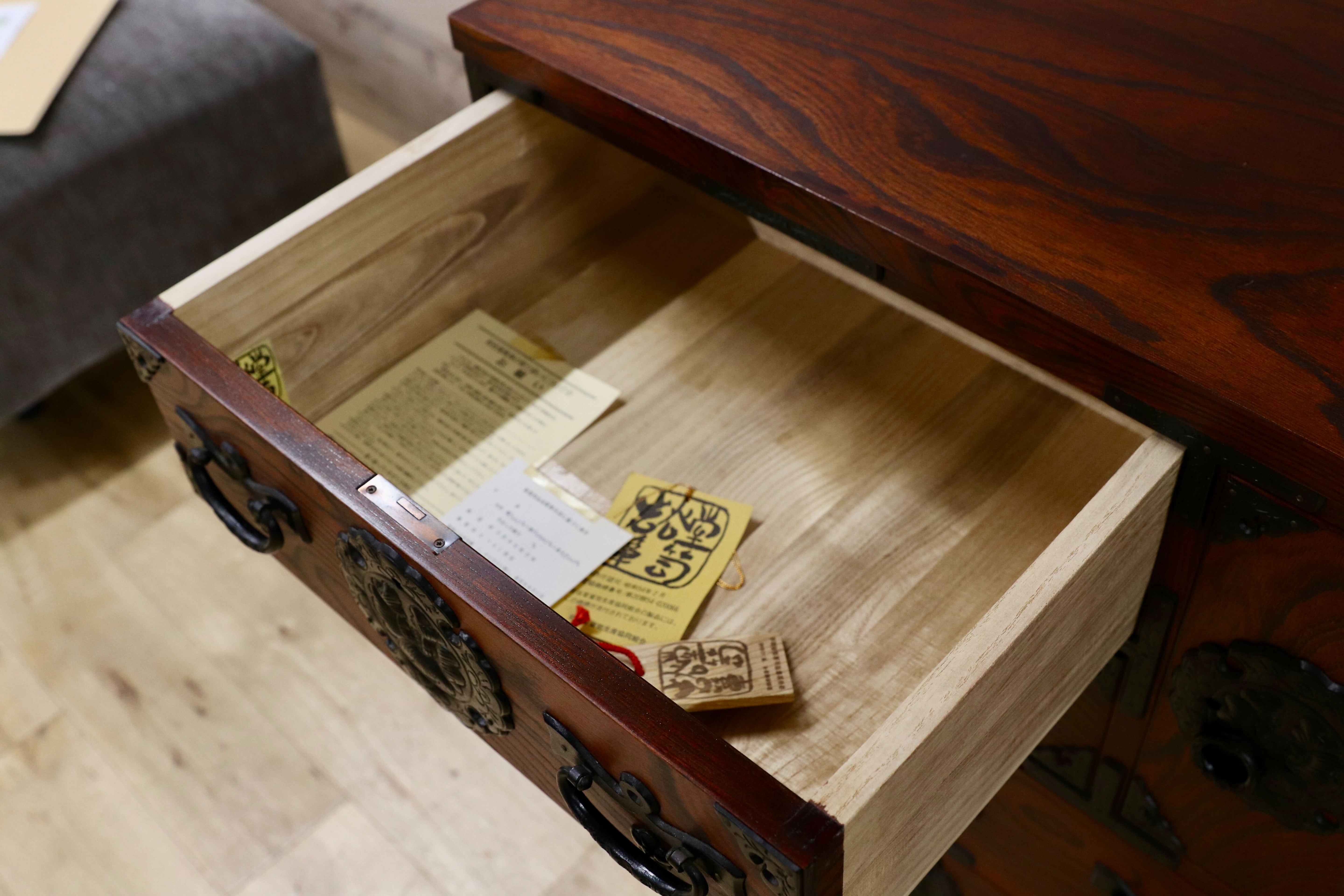 GMIH397○岩谷堂箪笥 車箪笥 サイドボード リビングボード 整理箪笥 和家具 欅材 アンティーク レトロ 時代箪笥