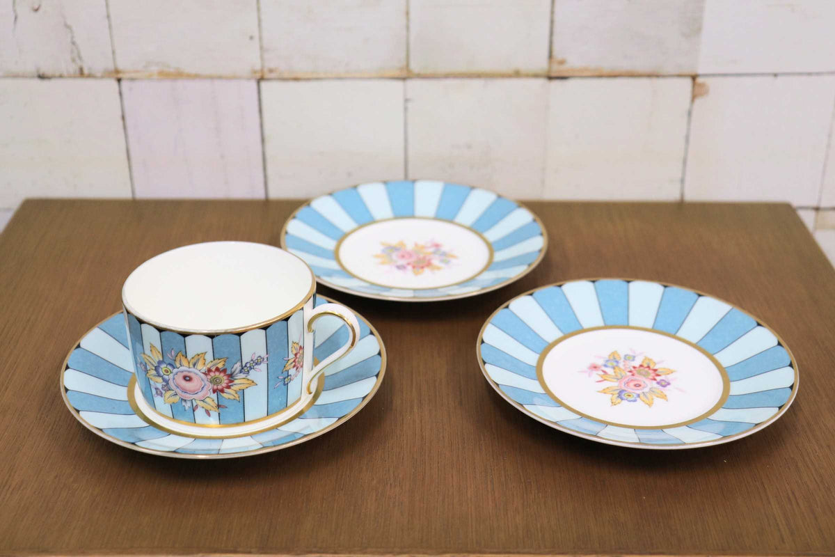 GMJO137N◯Noritake / ノリタケ ミュージアムコレクション カップ＆ソーサー 1客 4点セット 予備ソーサー デザート皿 小皿 花柄 金彩