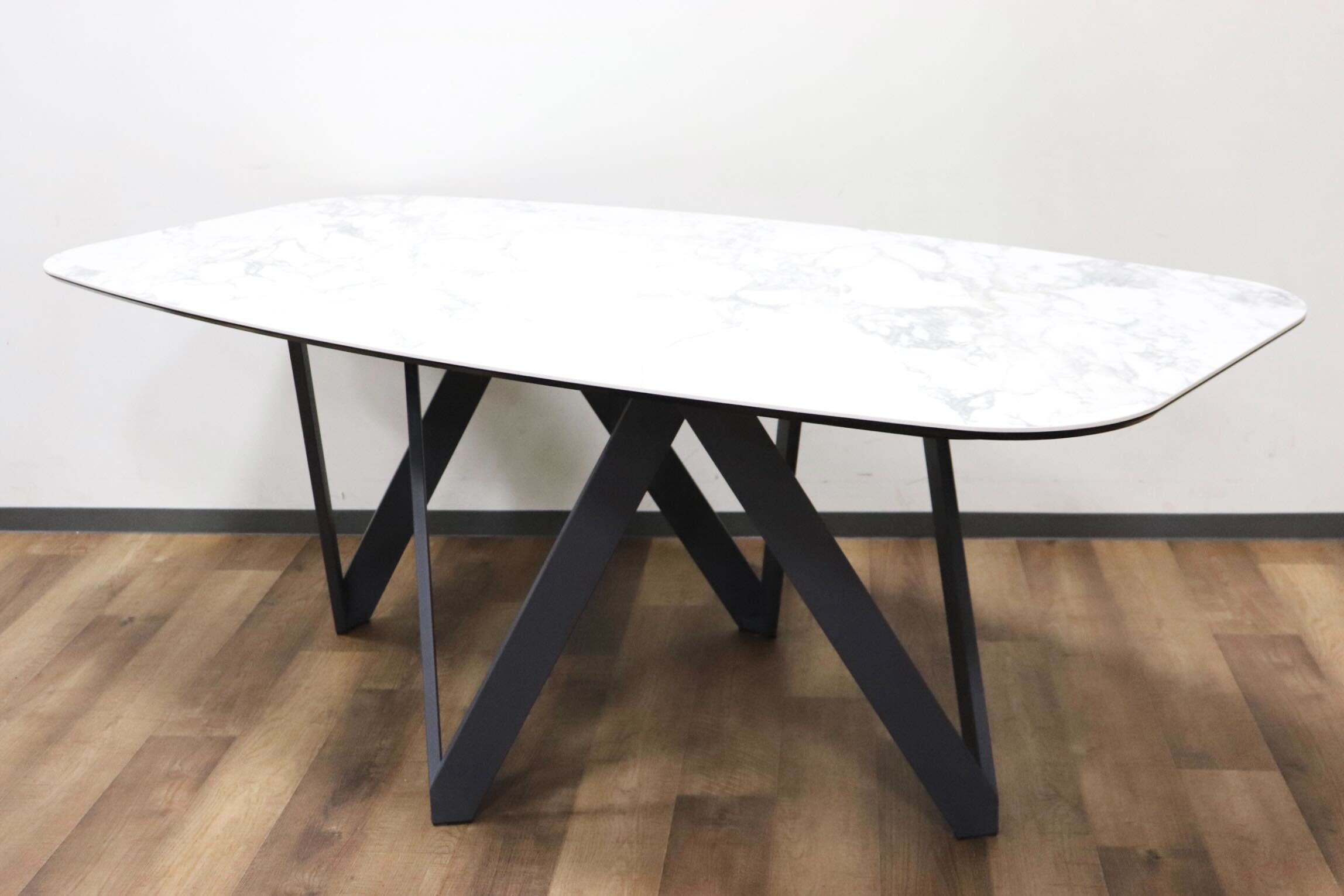 GMHK150○Calligaris / カリガリス CARTESIO カルテジオ ダイニングテーブル 大理石 IDC大塚家具 定価50万 展示品  ※配送条件有り