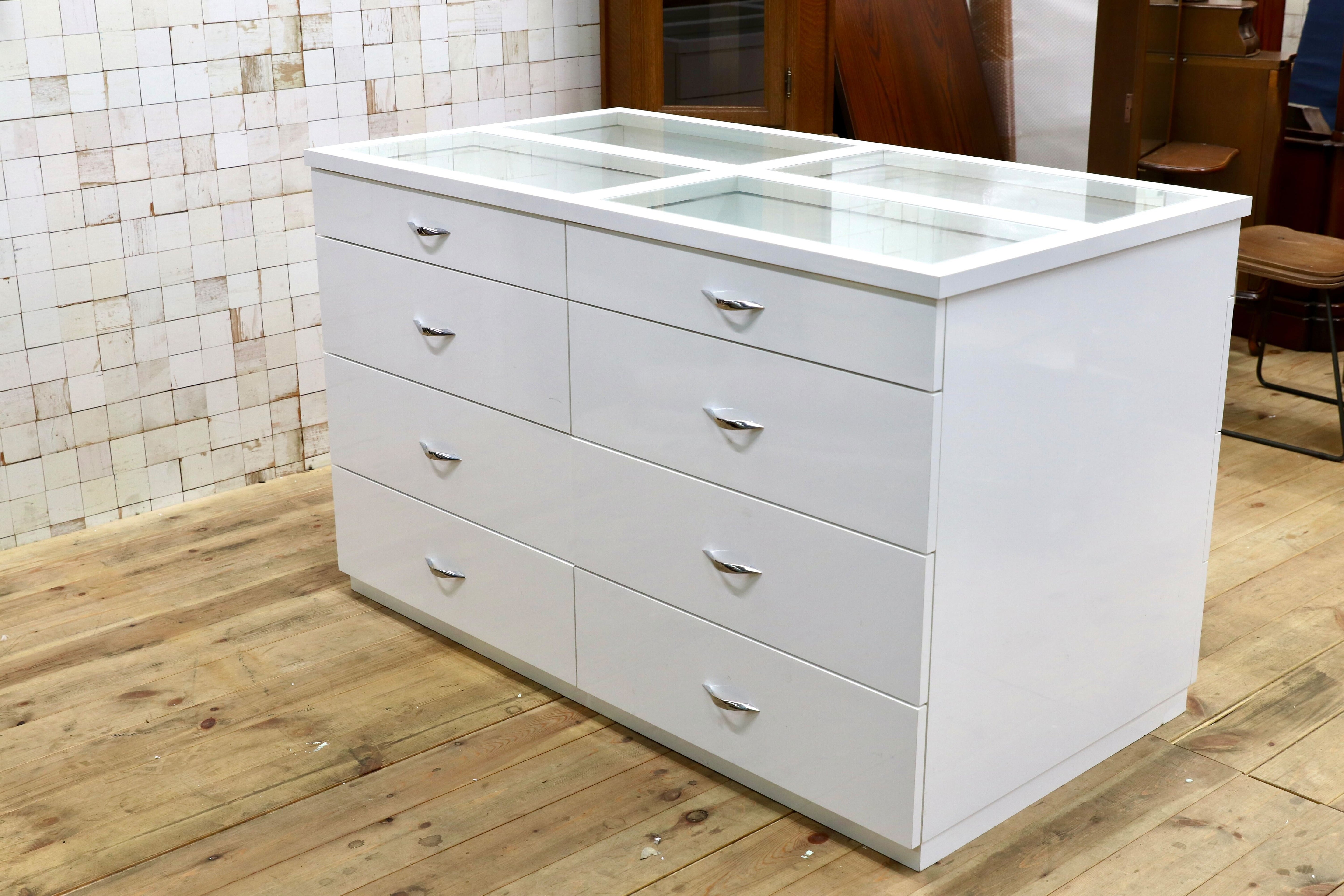 GMIK821○コレクションコース 店舗什器 ショーケース ホワイト ラグジュアリー モダン 約30万