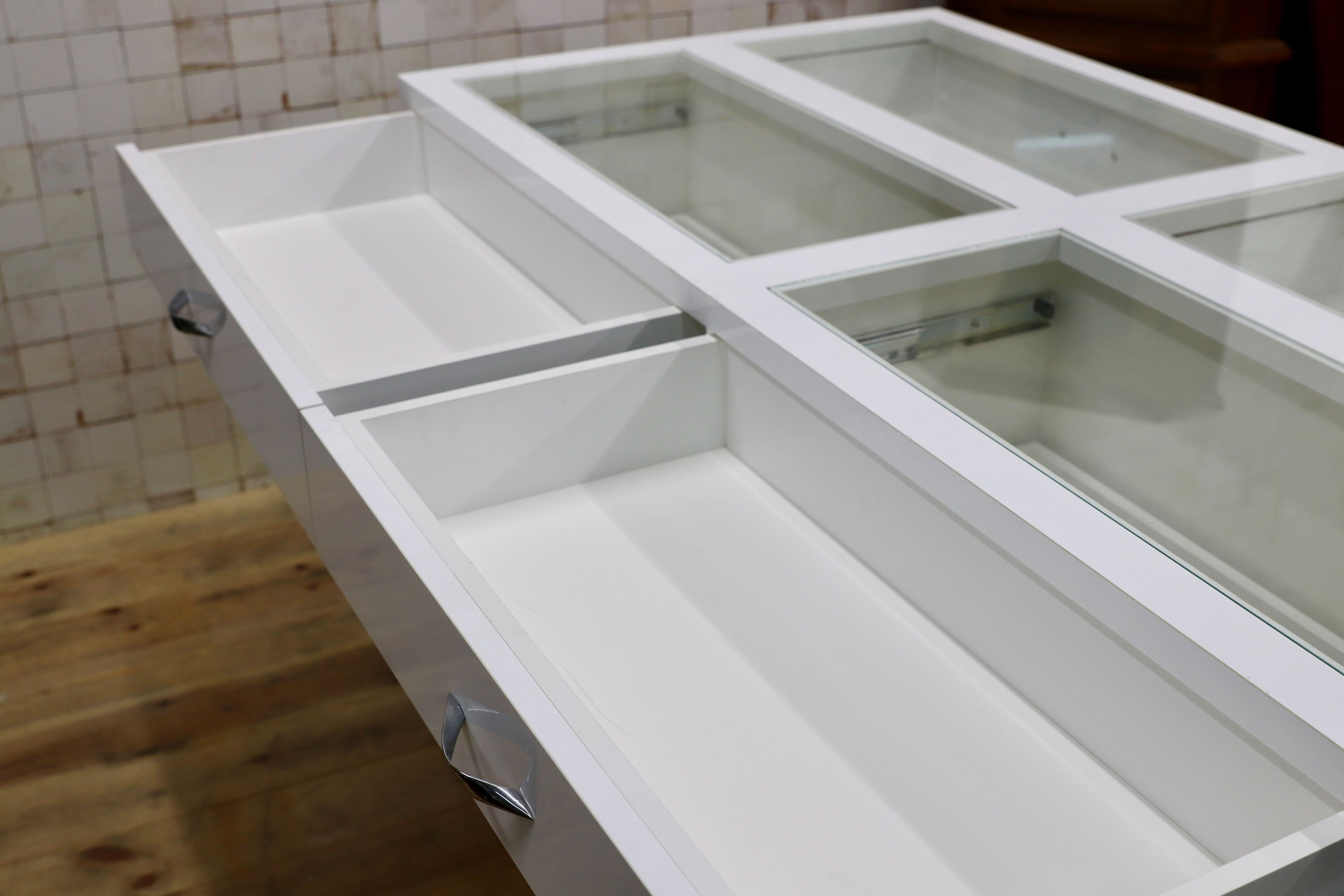 GMIK821○コレクションコース 店舗什器 ショーケース ホワイト ラグジュアリー モダン 約30万