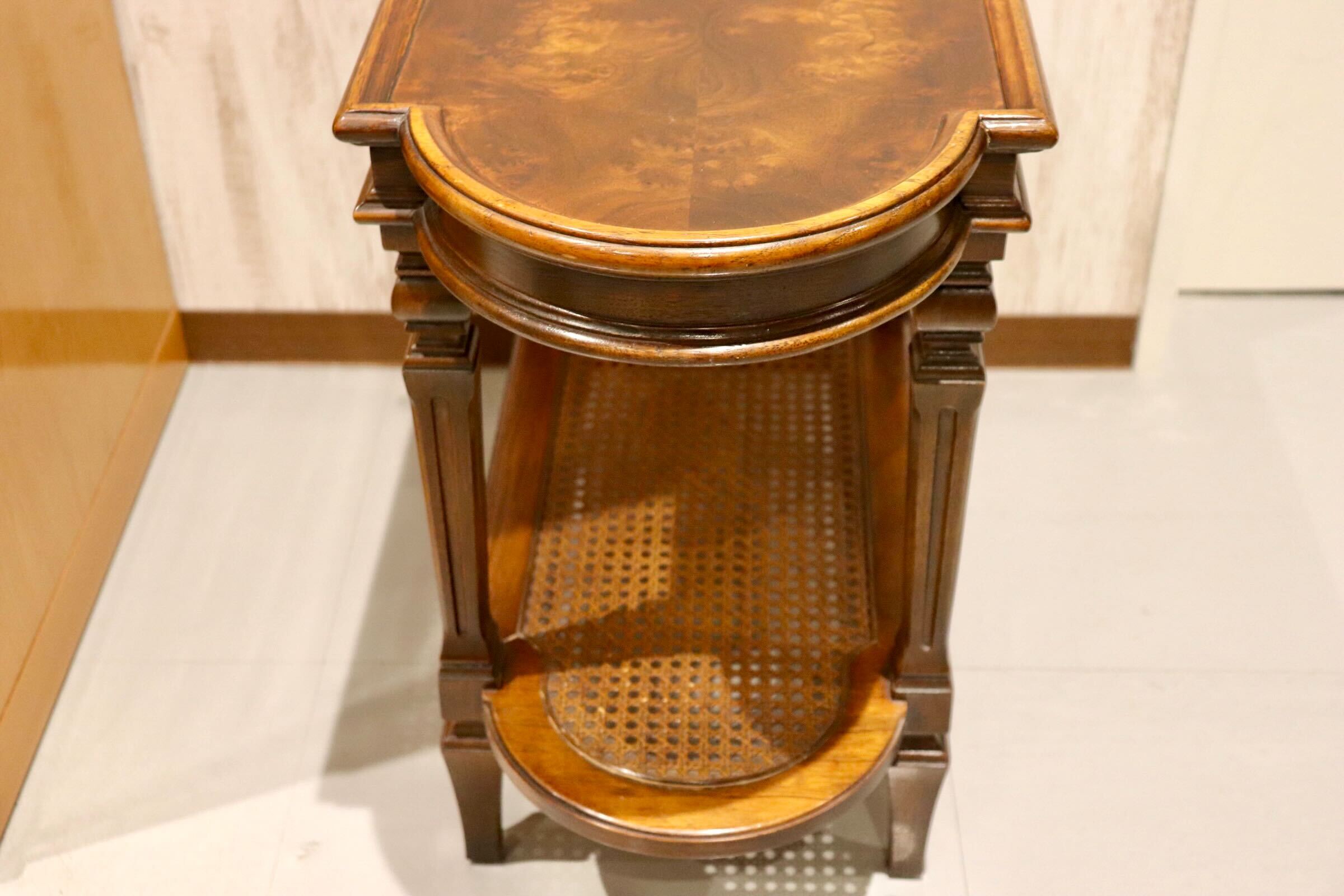 GMIK668◯DREXEL HERITAGE / ドレクセルヘリテイジ キャメオクラシックス サイドテーブル 花台 マホガニー 定価29.1万