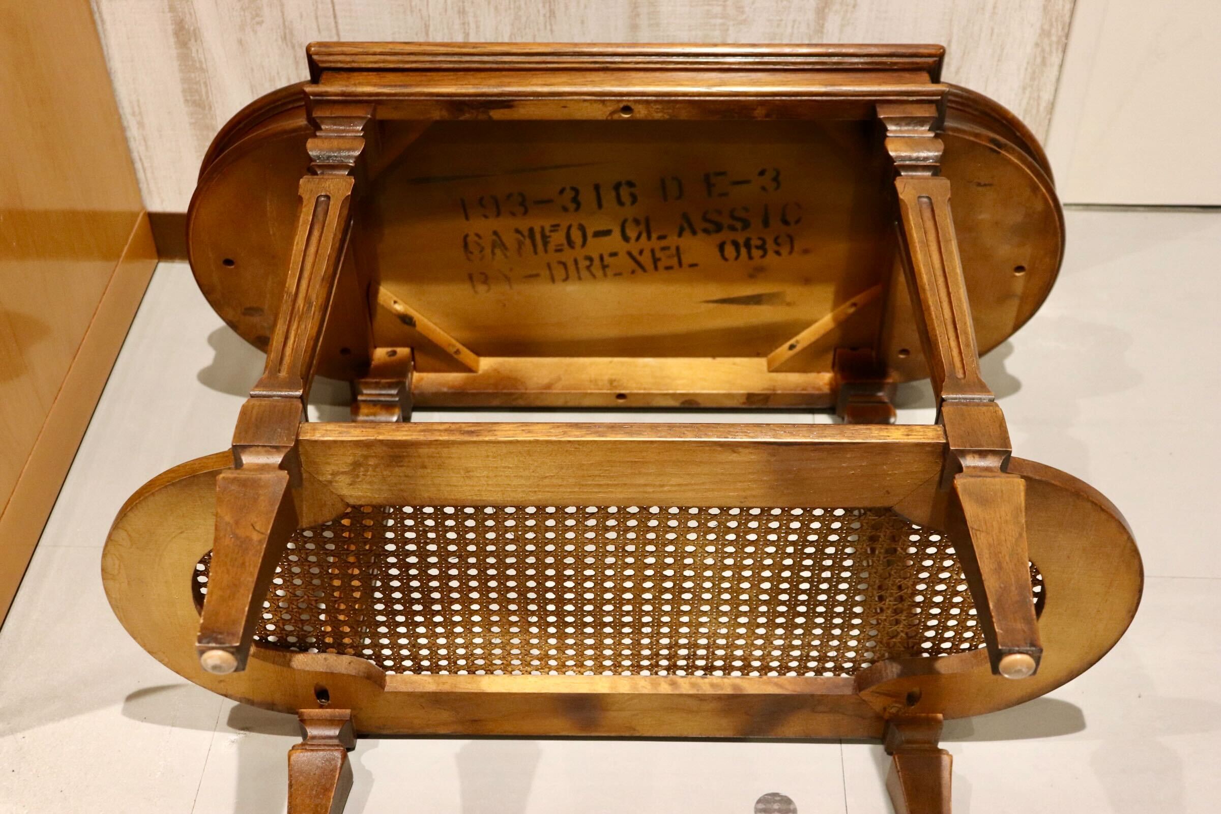 GMIK668◯DREXEL HERITAGE / ドレクセルヘリテイジ キャメオクラシックス サイドテーブル 花台 マホガニー 定価29.1万