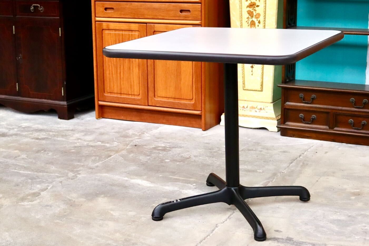 GMIK328D○Steelcase / スチールケース オフィステーブル 会議テーブル アメリカ モダン ミッドセンチュリー 事務所 ヴィンテージ