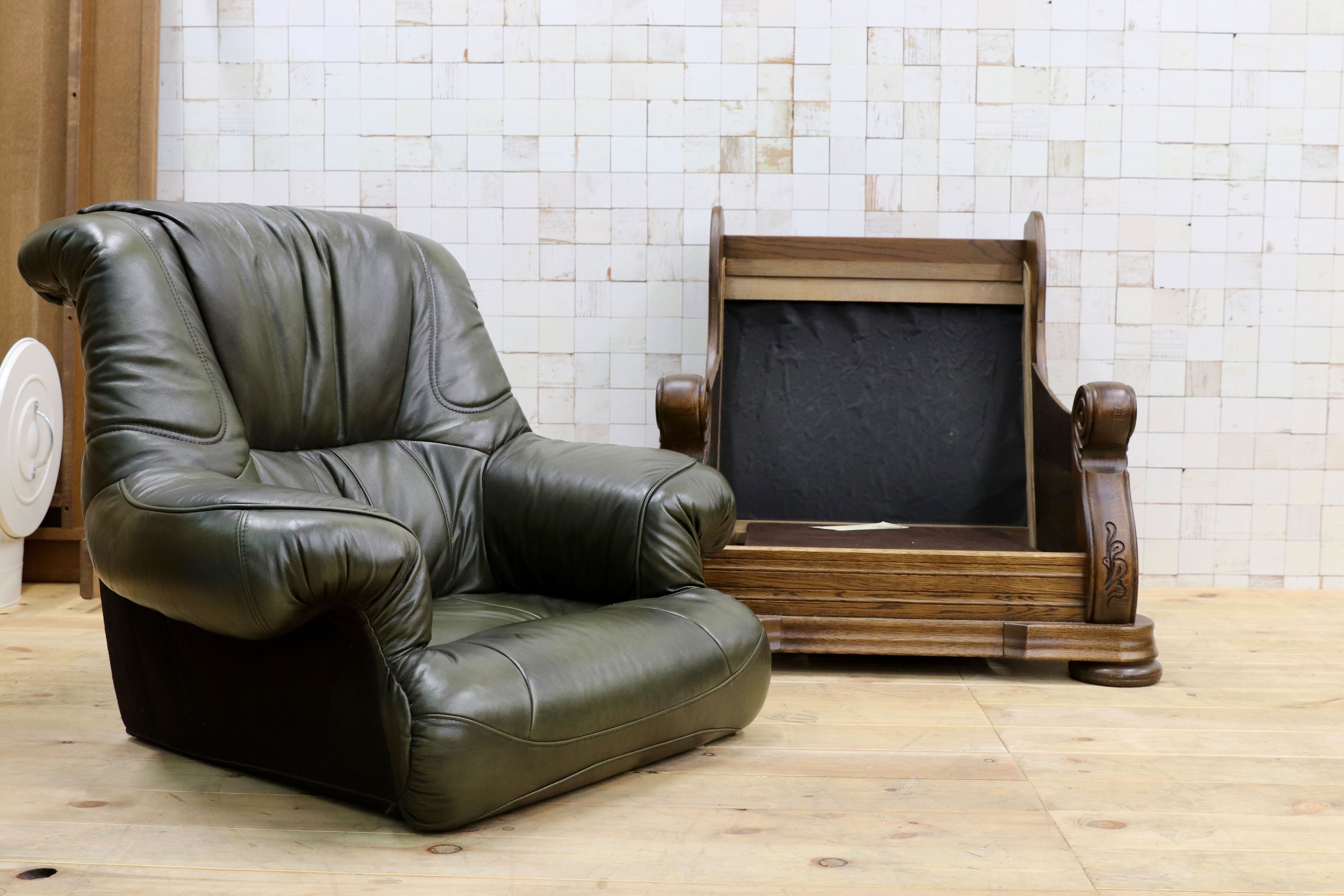 GMHO99A○オランダ製 ダッチカントリー 1人掛けソファ シングルソファ オーク材 本革 緑 椅子 クラシック ヴィンテージ 約30万