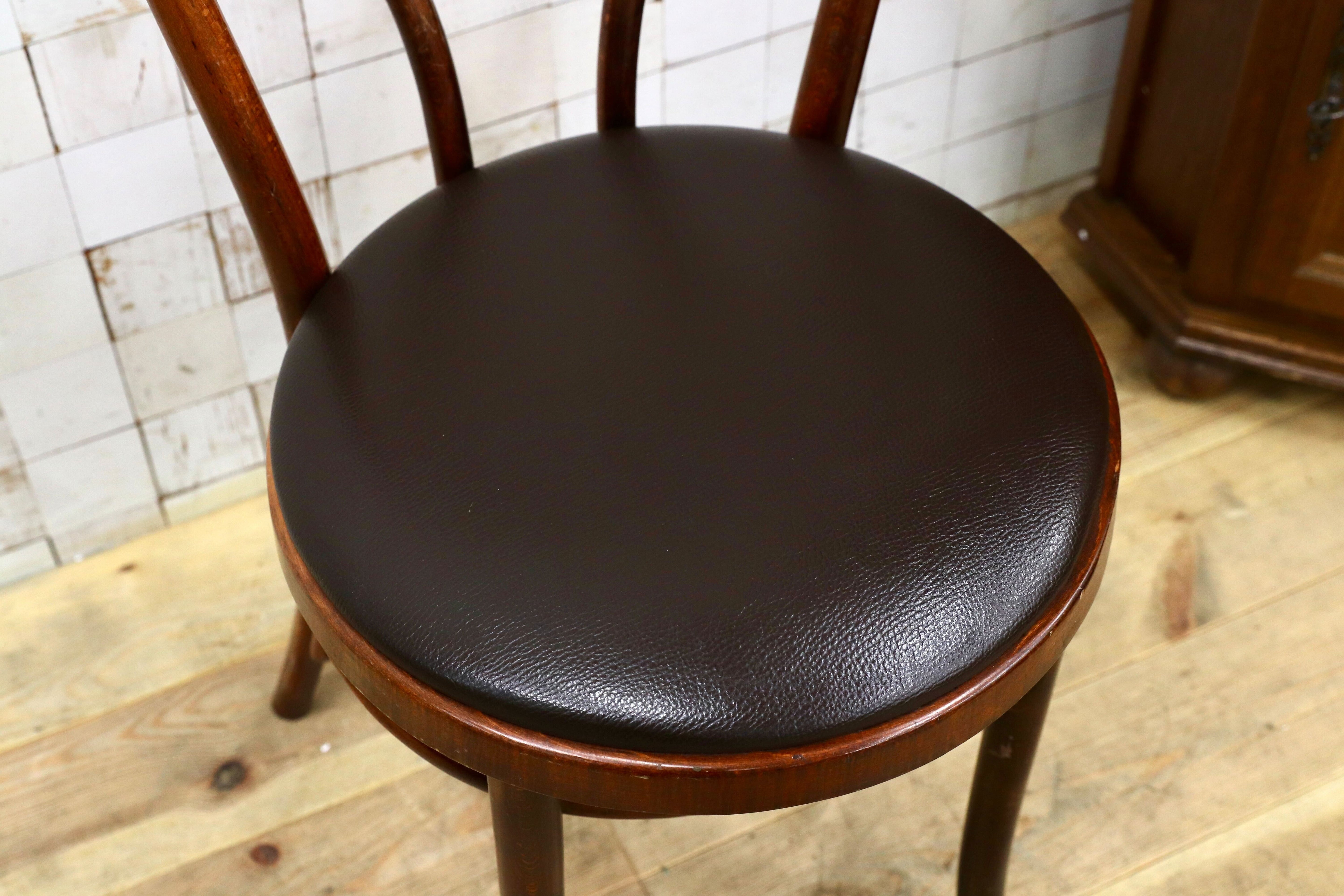 GMIH421D○maruni / マルニ オールド ヴィンテージ ベントウッドチェア ルーマニア製 曲木 アンティーク 合皮 ブナ材 稀少