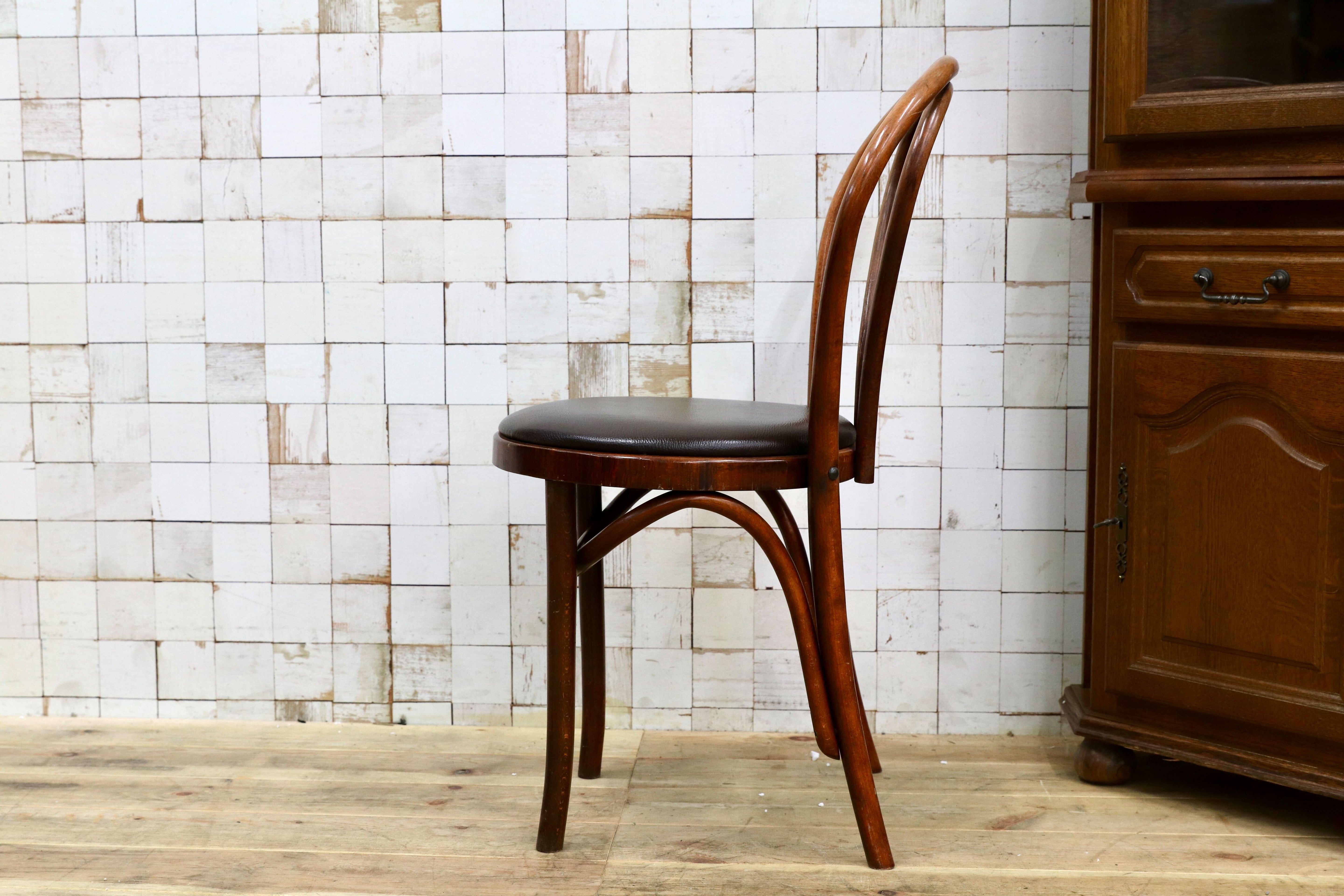 GMIH421D○maruni / マルニ オールド ヴィンテージ ベントウッドチェア ルーマニア製 曲木 アンティーク 合皮 ブナ材 稀少