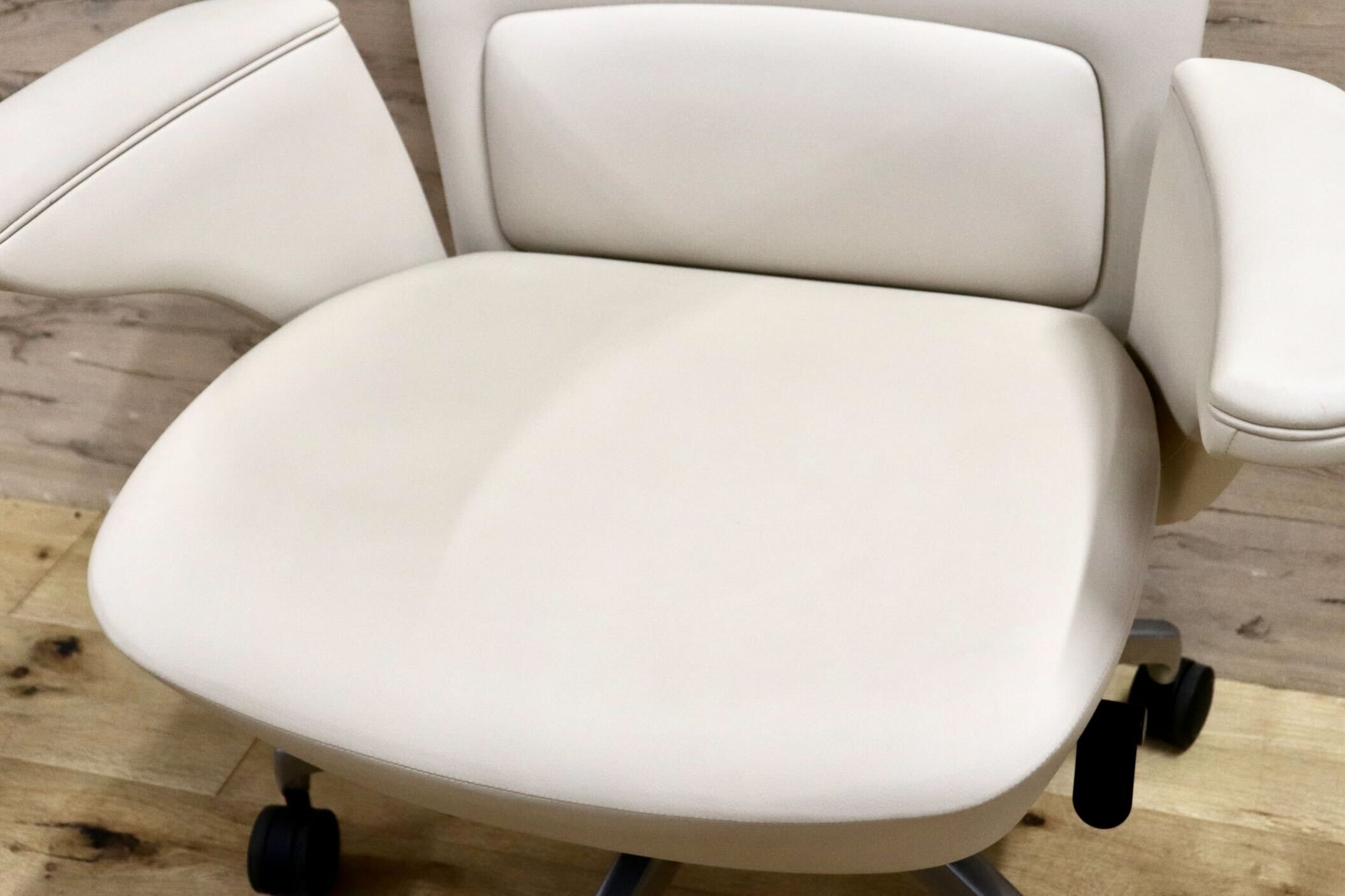 GMIK629F○ITOKI / イトーキ X-4 ハイバックチェア デスクチェア オフィスチェア 書斎椅子 エグゼクティブチェア 合皮 ハイクラスモダン