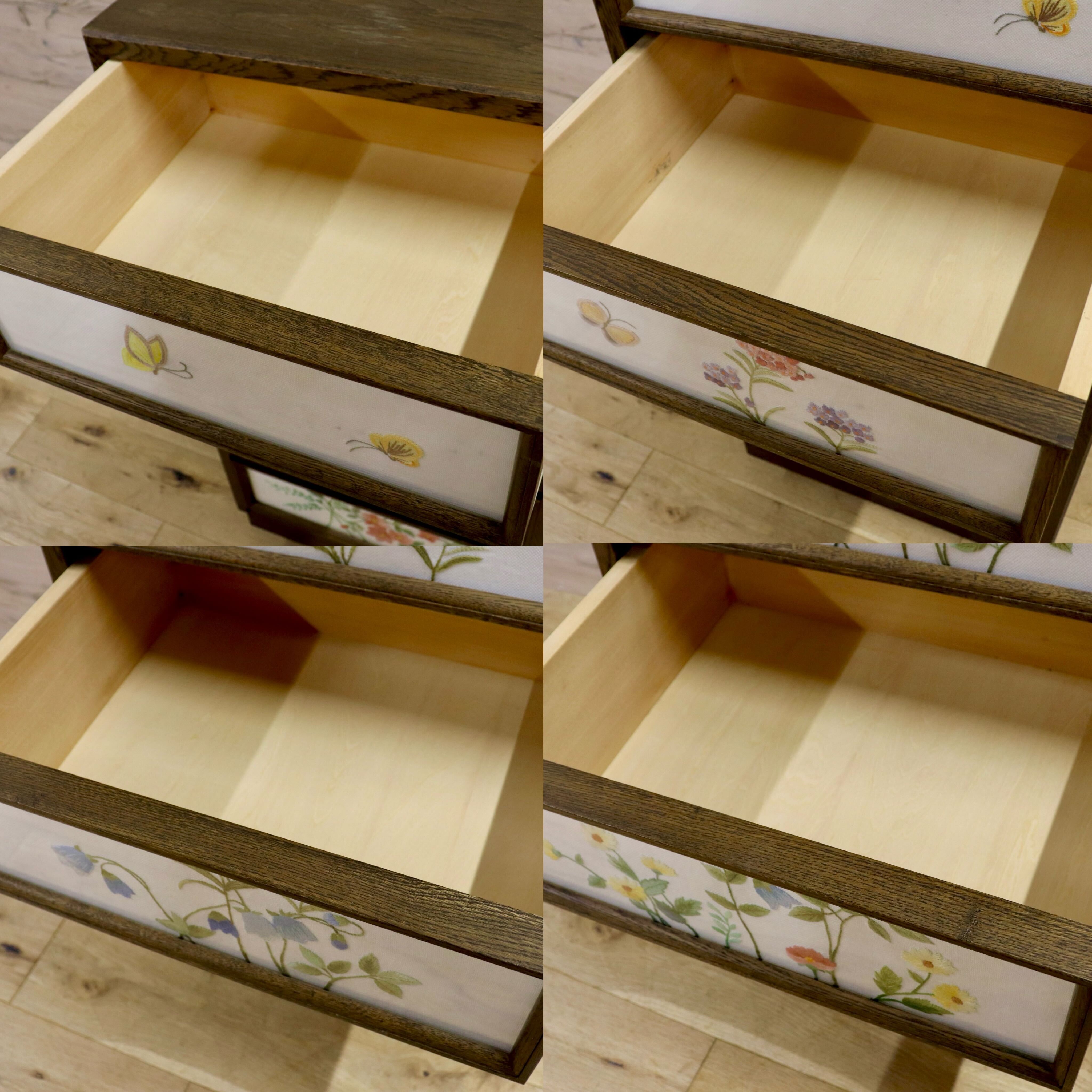 GMIH279○神戸家具 洋家具 伊藤家具 5段チェスト 整理タンス オーク材 クラシカル 花柄 刺繍 和製ヴィンテージ レトロ アンティーク