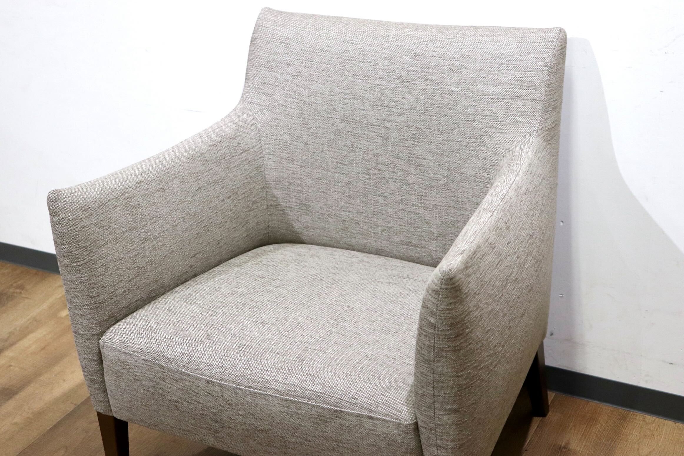 GMHN224○Ritzwell / リッツウェル GRACE グレース ラウンジチェア アームチェア 椅子 ファブリック グレー 約11.8万 モデルルーム展示品