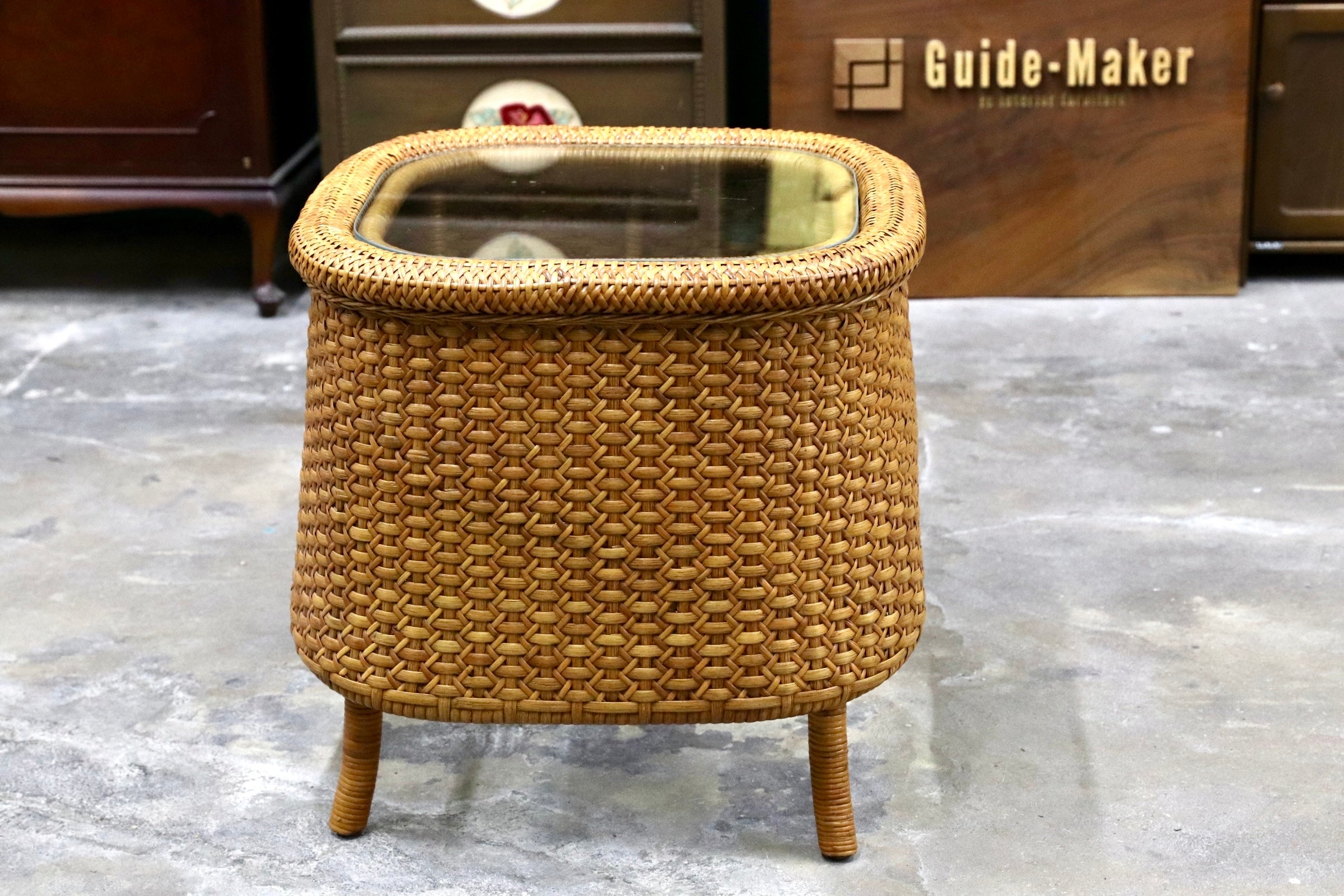 GMJH218B○てづくりぐみ ラタン製ローテーブル ガラス天板 サイドテーブル カフェテーブル 花台 昭和レトロ アンティーク 稀少