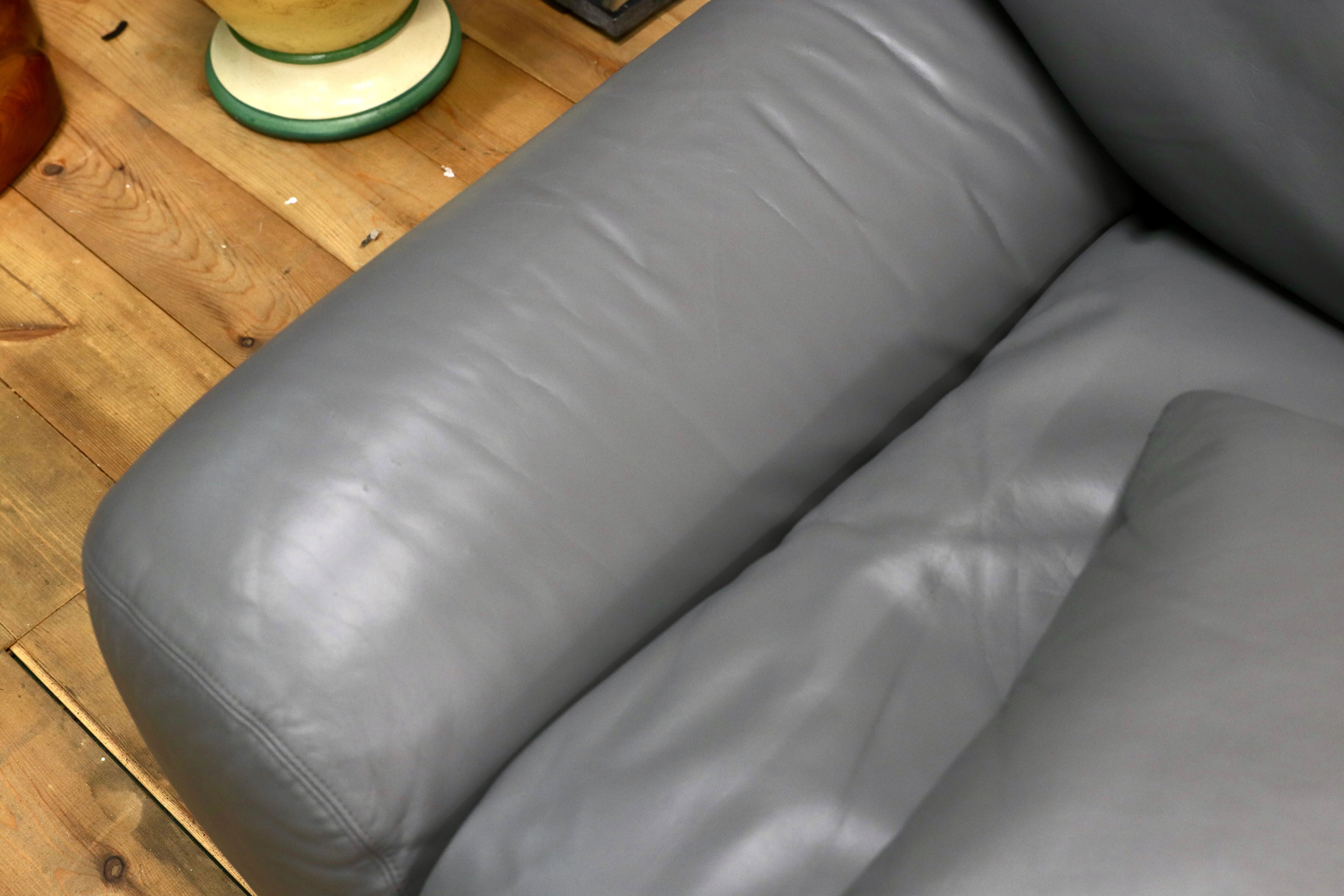 GMIH366○arflex / アルフレックス BENGODI ベンゴディ チニ・ボエリ 3人掛けソファ 本革 グレー イタリアモダン 最高級 定価約190万